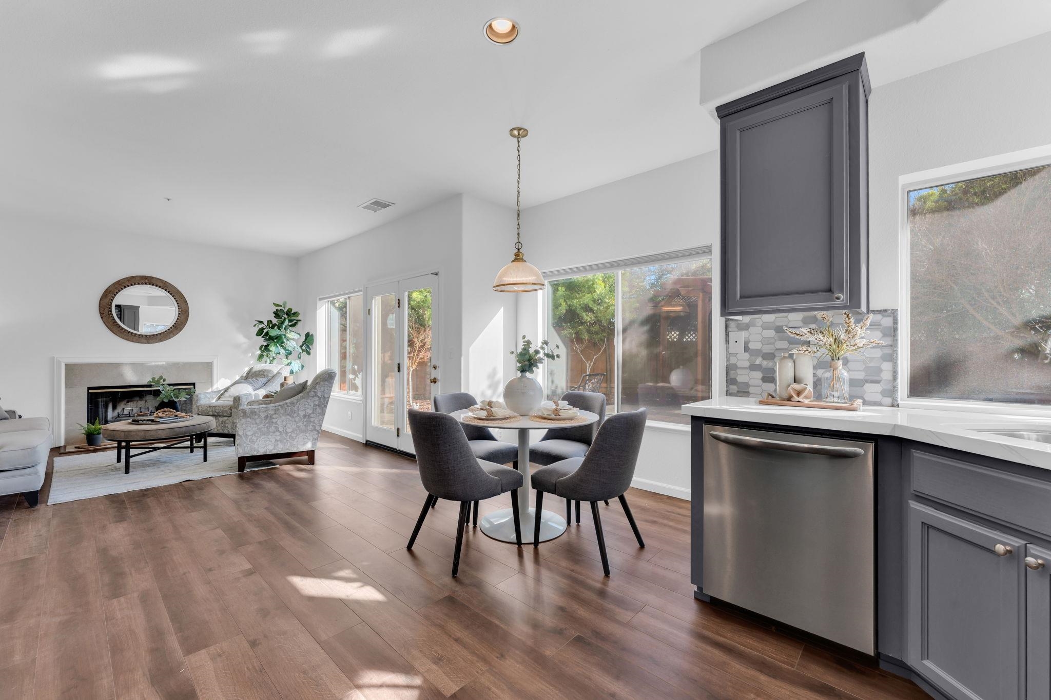 Detail Gallery Image 10 of 46 For 30300 Meridien Cir, Union City,  CA 94587 - 4 Beds | 3 Baths