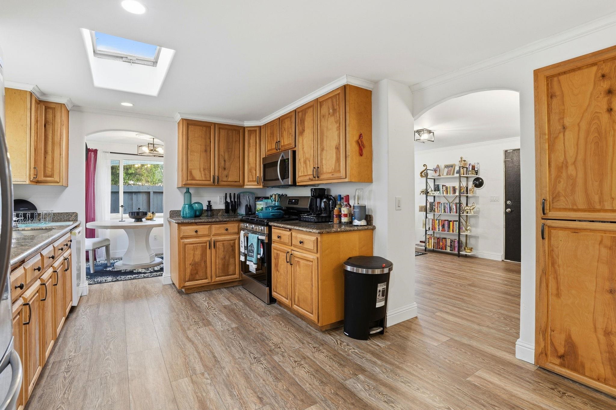 Detail Gallery Image 13 of 47 For 142 Ann Ct, Vallejo,  CA 94590 - 2 Beds | 2 Baths