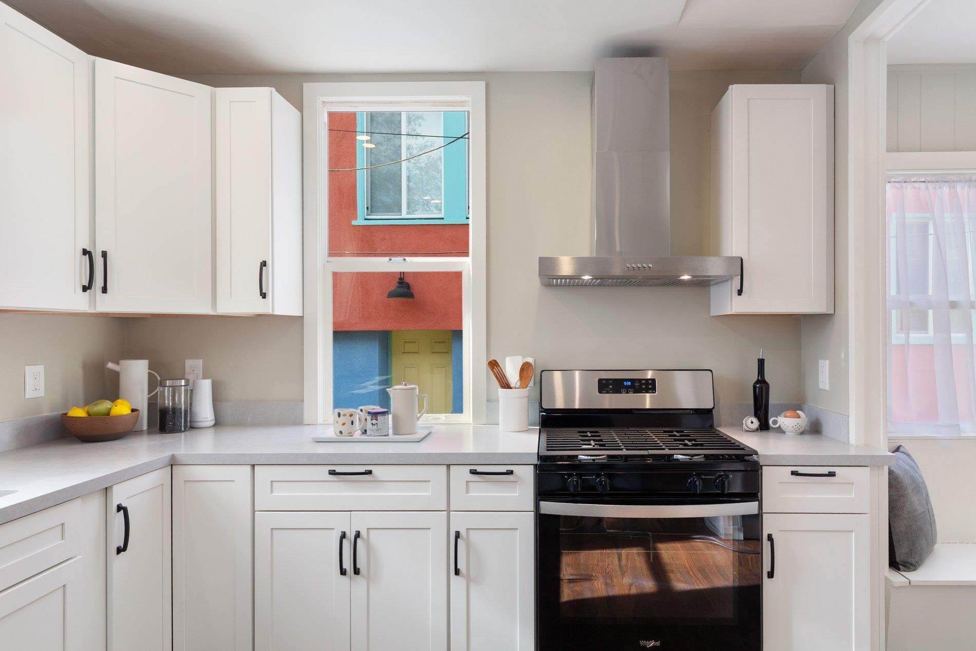 Detail Gallery Image 13 of 36 For 1512 Hearst Ave, Berkeley,  CA 94703 - 2 Beds | 1 Baths