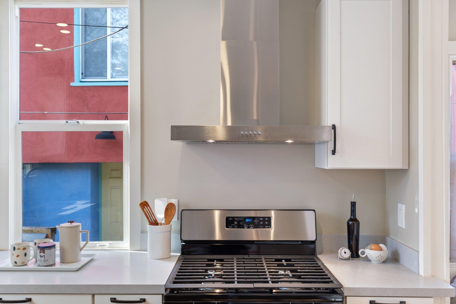 Detail Gallery Image 16 of 36 For 1512 Hearst Ave, Berkeley,  CA 94703 - 2 Beds | 1 Baths