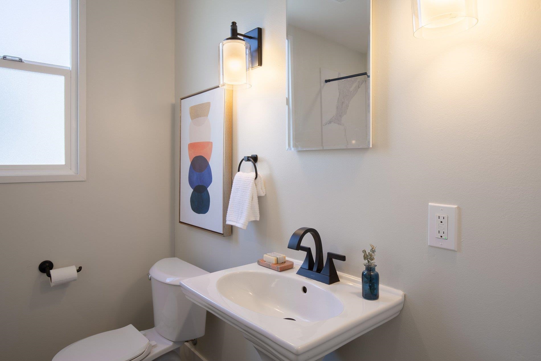 Detail Gallery Image 20 of 36 For 1512 Hearst Ave, Berkeley,  CA 94703 - 2 Beds | 1 Baths