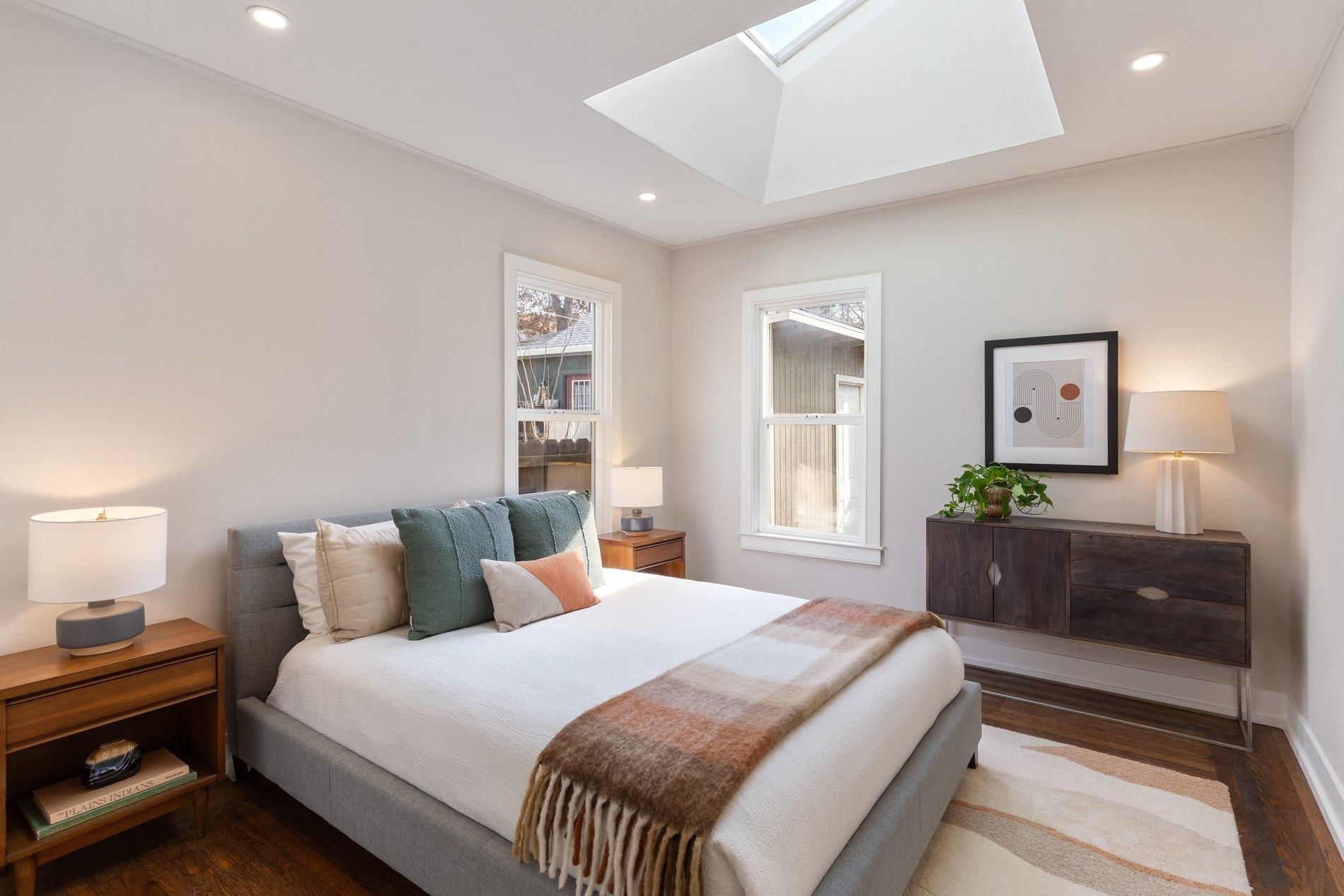 Detail Gallery Image 22 of 36 For 1512 Hearst Ave, Berkeley,  CA 94703 - 2 Beds | 1 Baths