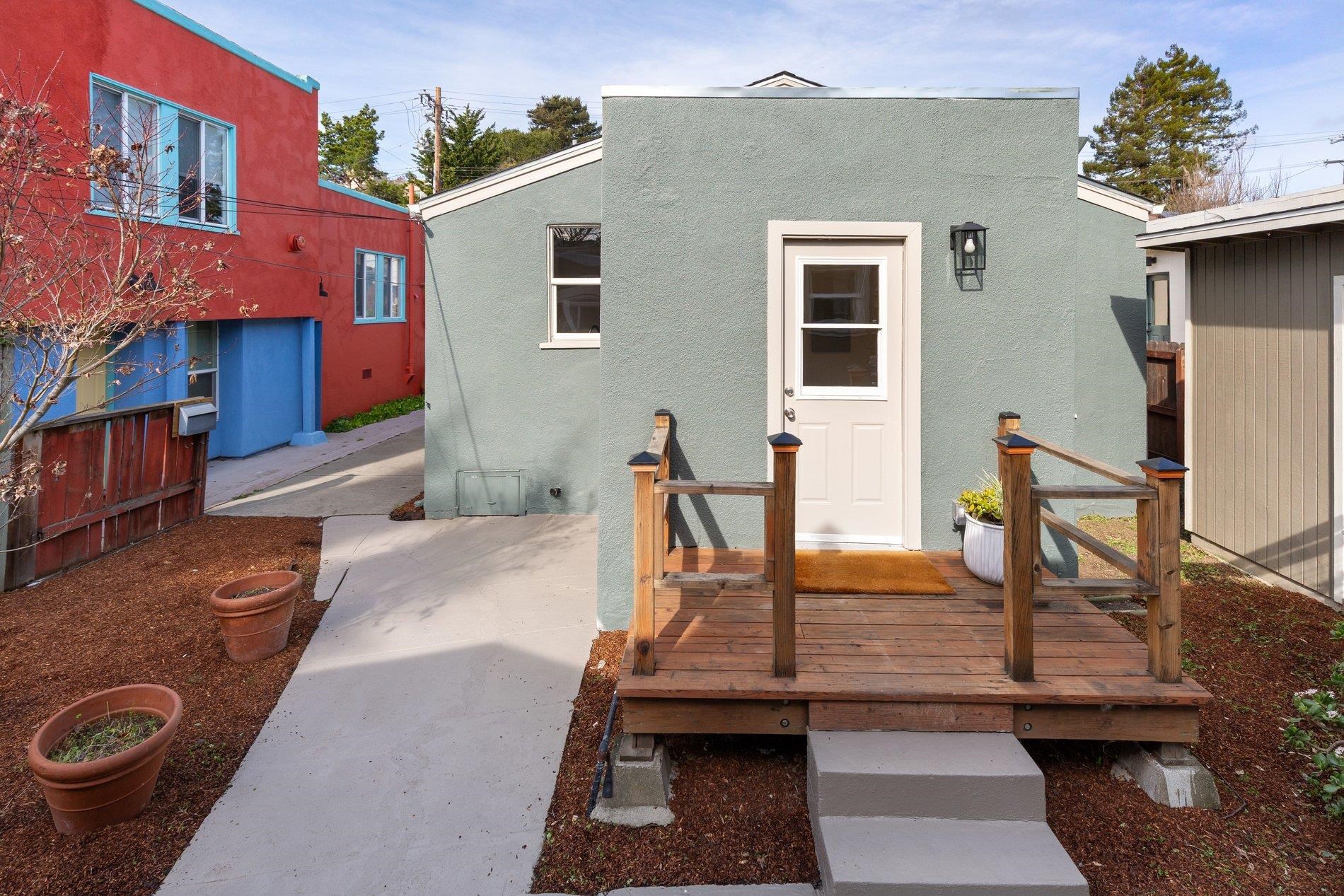 Detail Gallery Image 30 of 36 For 1512 Hearst Ave, Berkeley,  CA 94703 - 2 Beds | 1 Baths