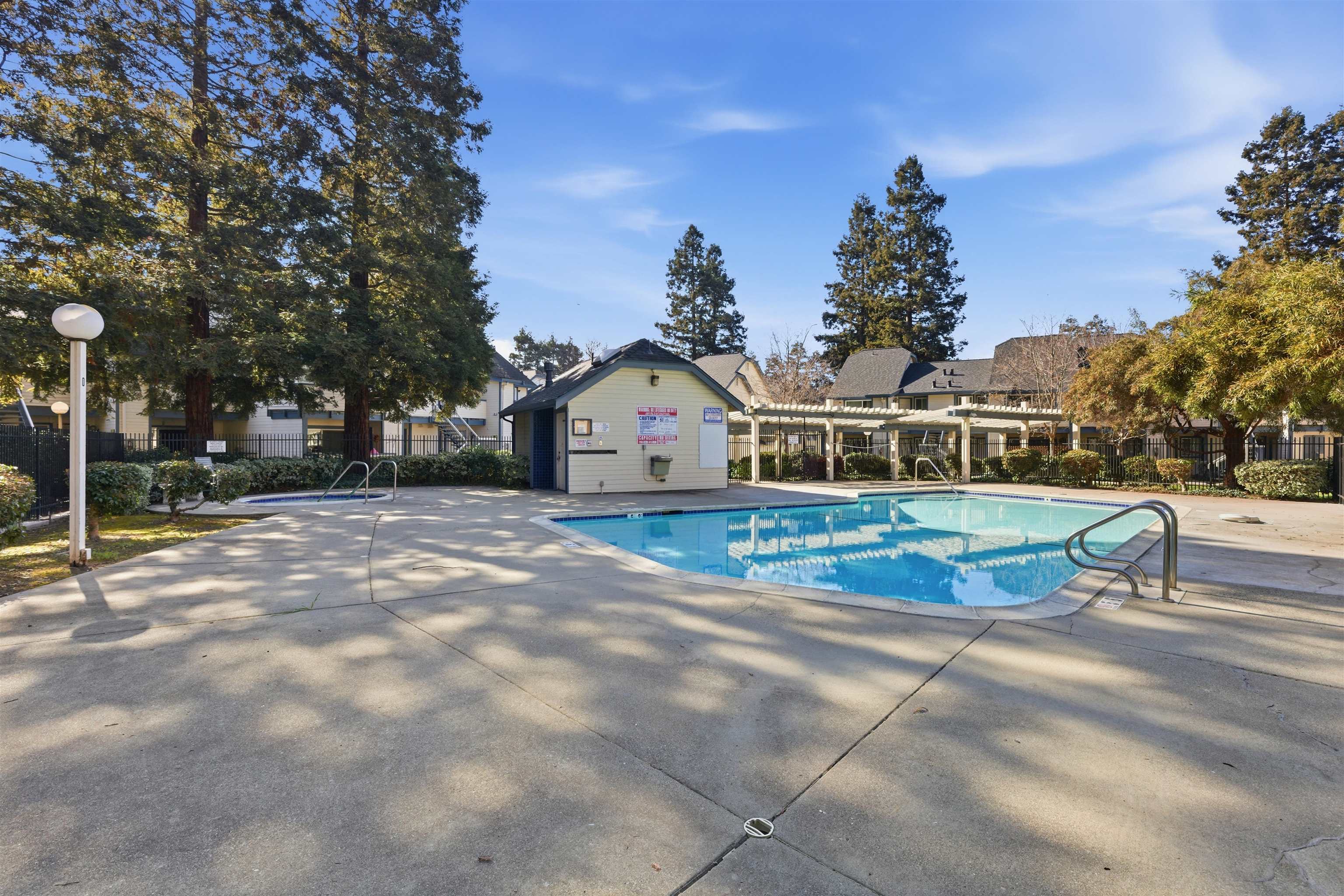 Photo #12: 41123067 Listing: Photo #12