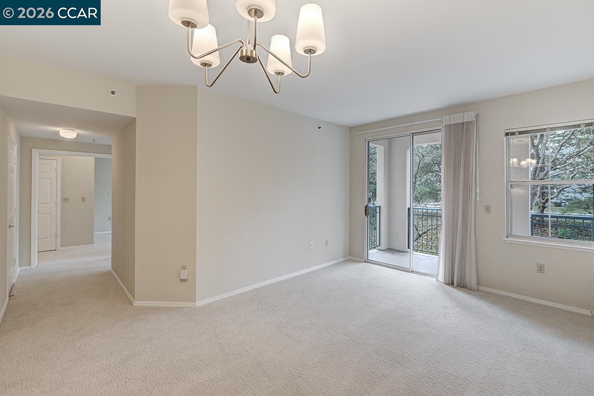 Photo #12: 41123068 Listing: Photo #12