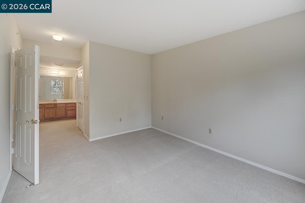 Photo #14: 41123068 Listing: Photo #14