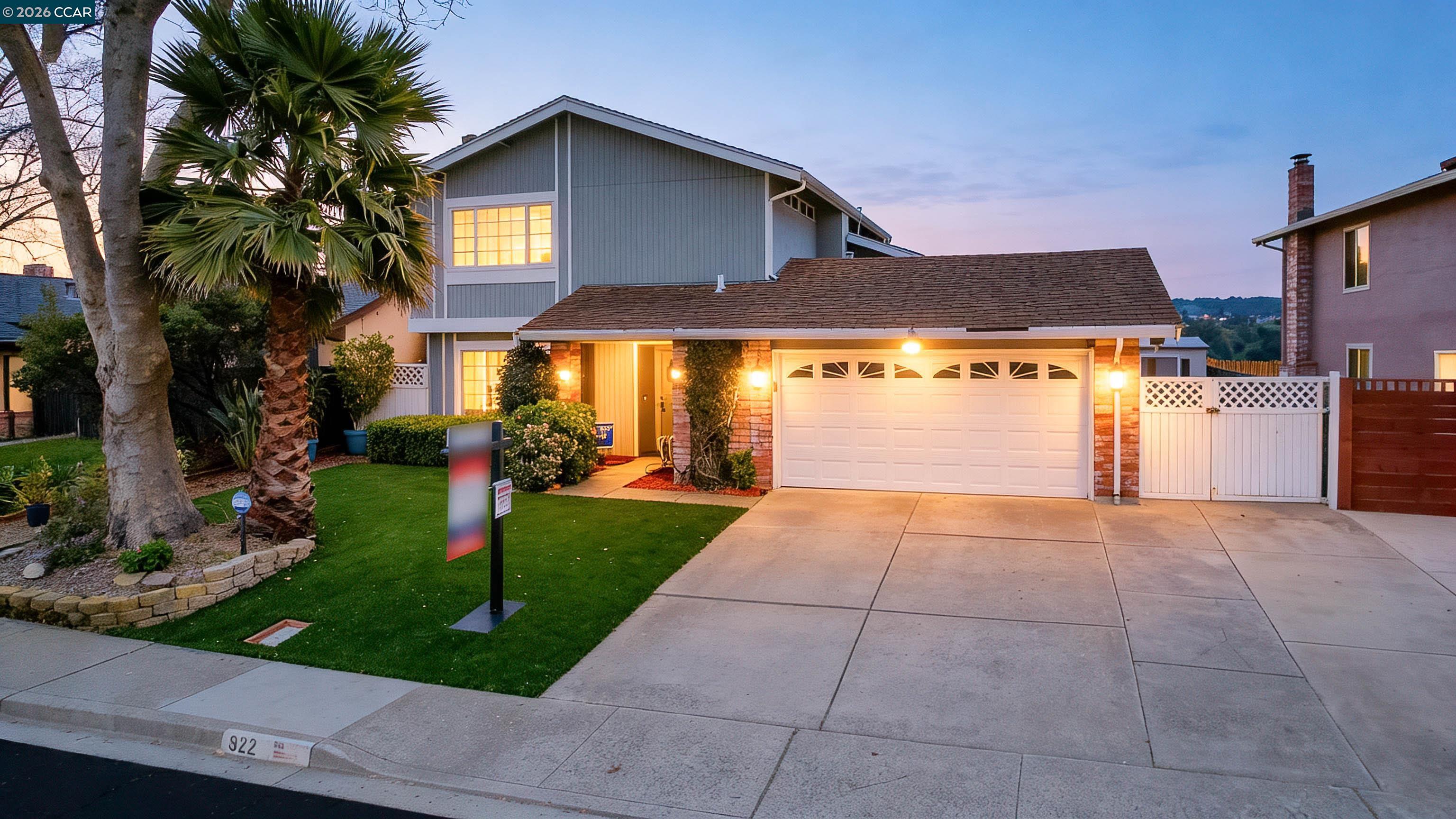 Detail Gallery Image 2 of 60 For 922 Coral Dr, Rodeo,  CA 94572 - 4 Beds | 3 Baths