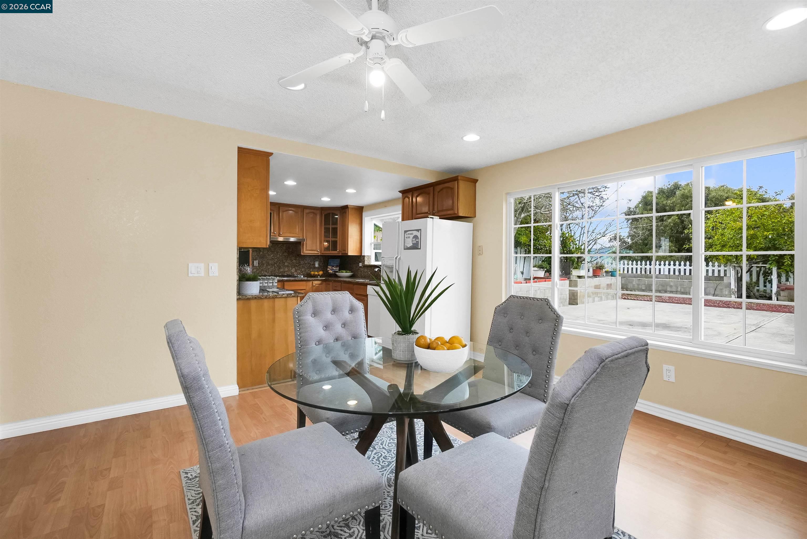 Detail Gallery Image 22 of 60 For 922 Coral Dr, Rodeo,  CA 94572 - 4 Beds | 3 Baths