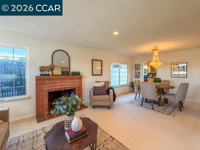 Detail Gallery Image 5 of 18 For 922 Coral Dr, Rodeo,  CA 94572 - 4 Beds | 3 Baths