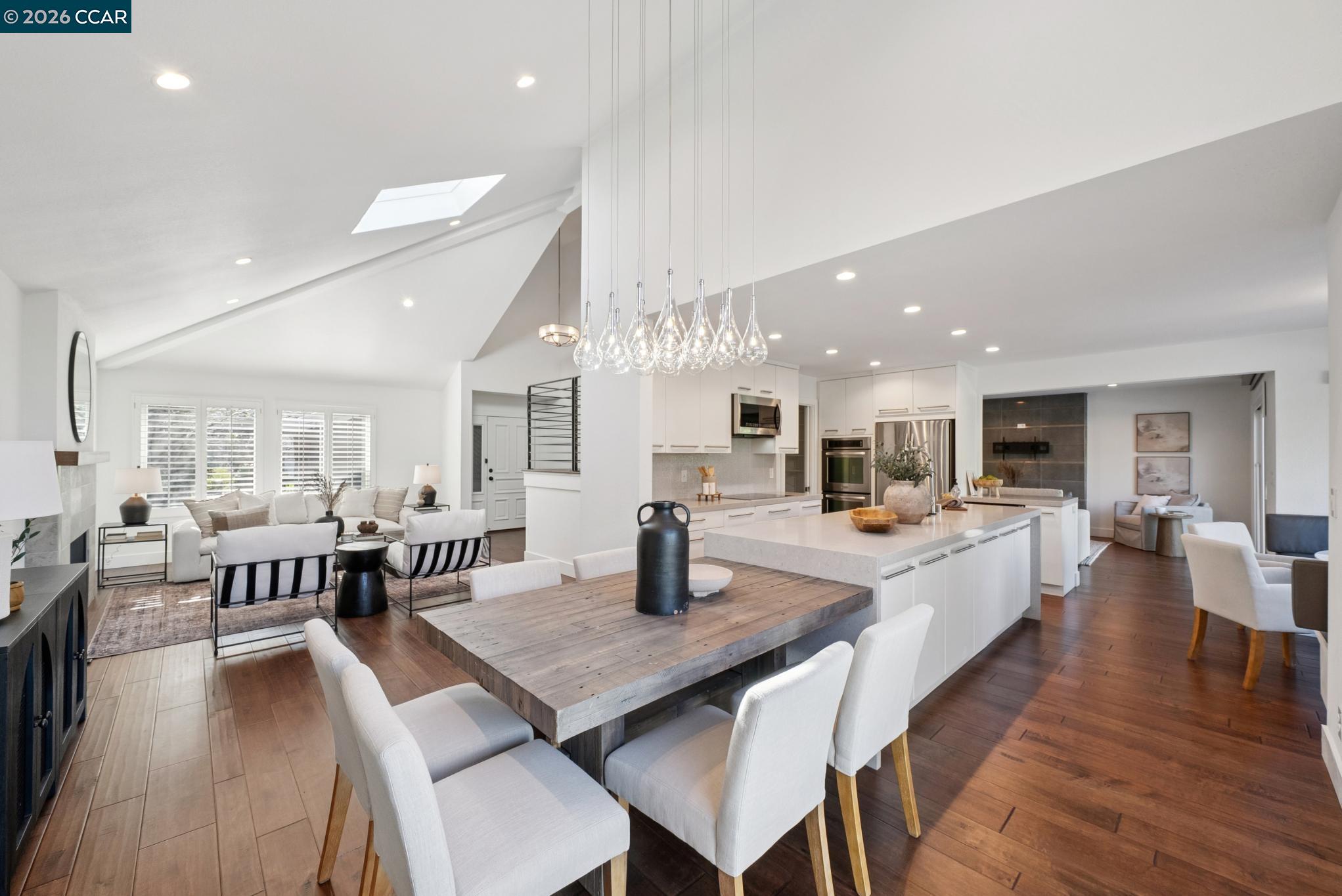 Detail Gallery Image 11 of 60 For 621 Birchwood Ct, Danville,  CA 94506 - 4 Beds | 3 Baths