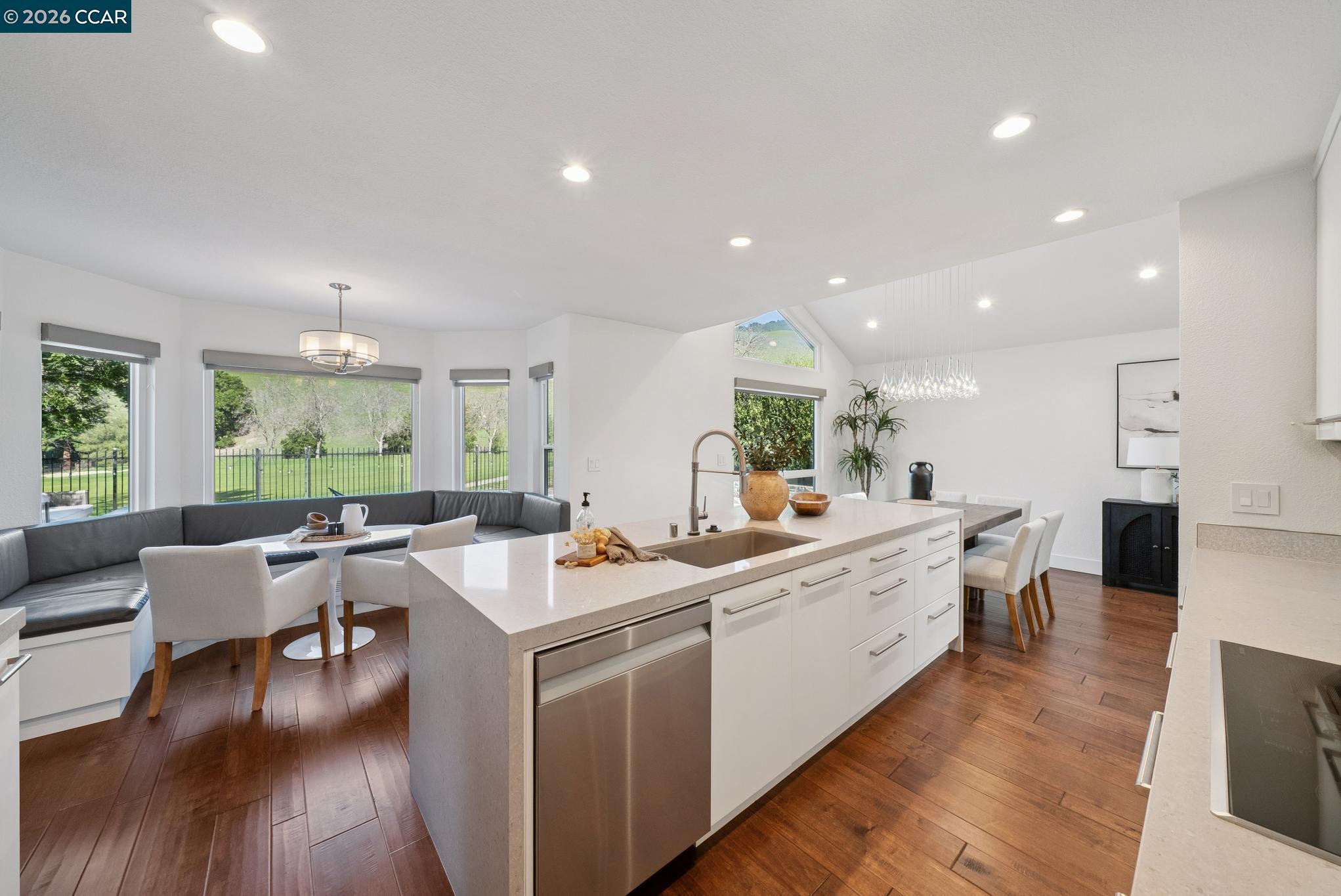 Detail Gallery Image 13 of 60 For 621 Birchwood Ct, Danville,  CA 94506 - 4 Beds | 3 Baths