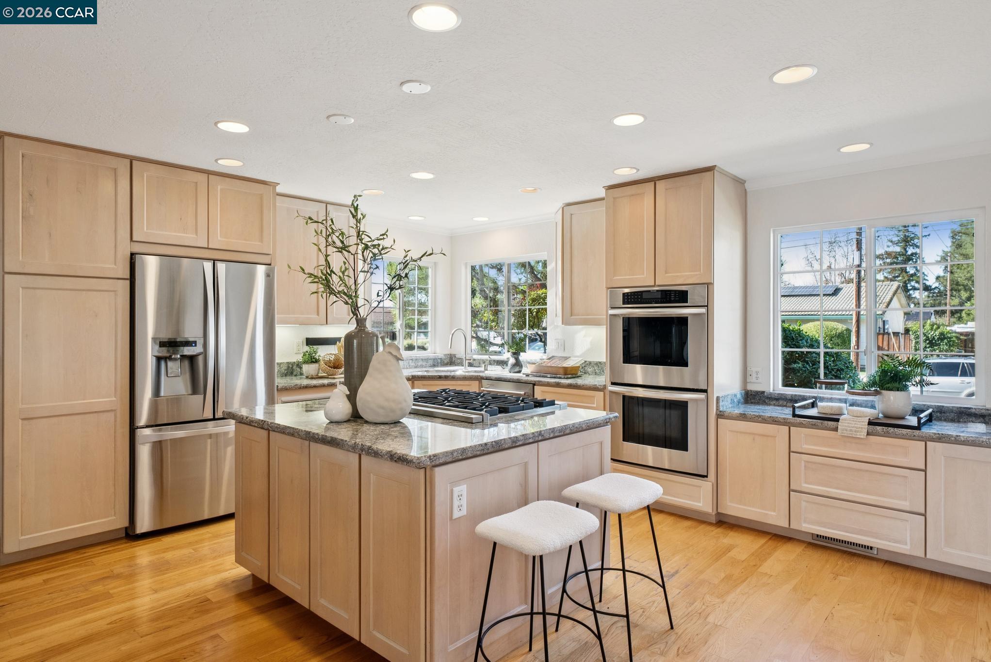 Detail Gallery Image 14 of 47 For 3770 Boxwood Ct, Concord,  CA 94519 - 4 Beds | 2 Baths