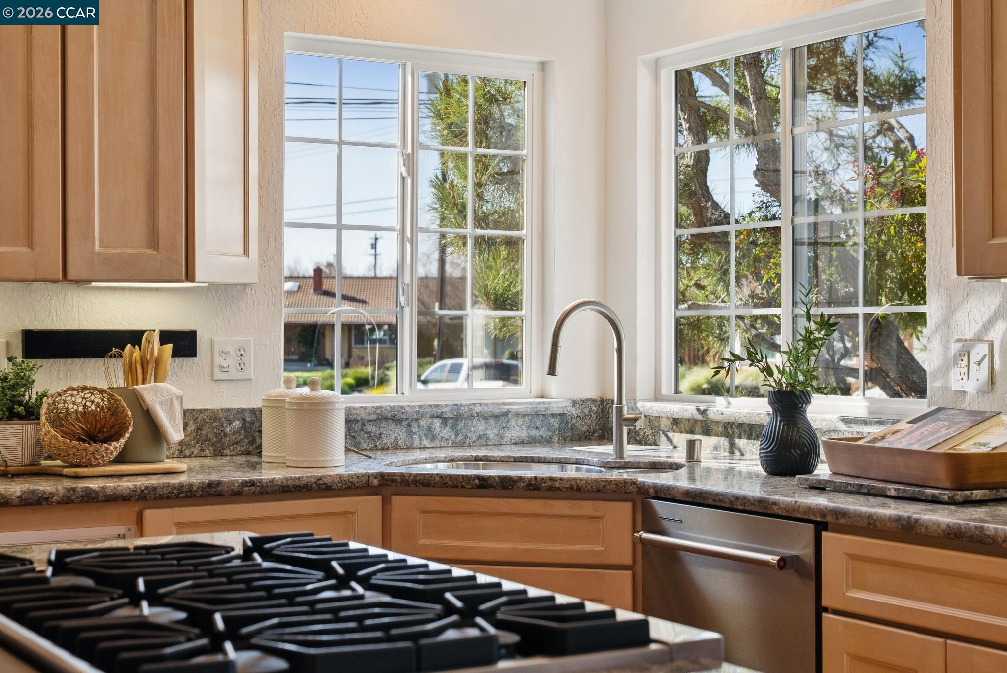 Detail Gallery Image 15 of 47 For 3770 Boxwood Ct, Concord,  CA 94519 - 4 Beds | 2 Baths