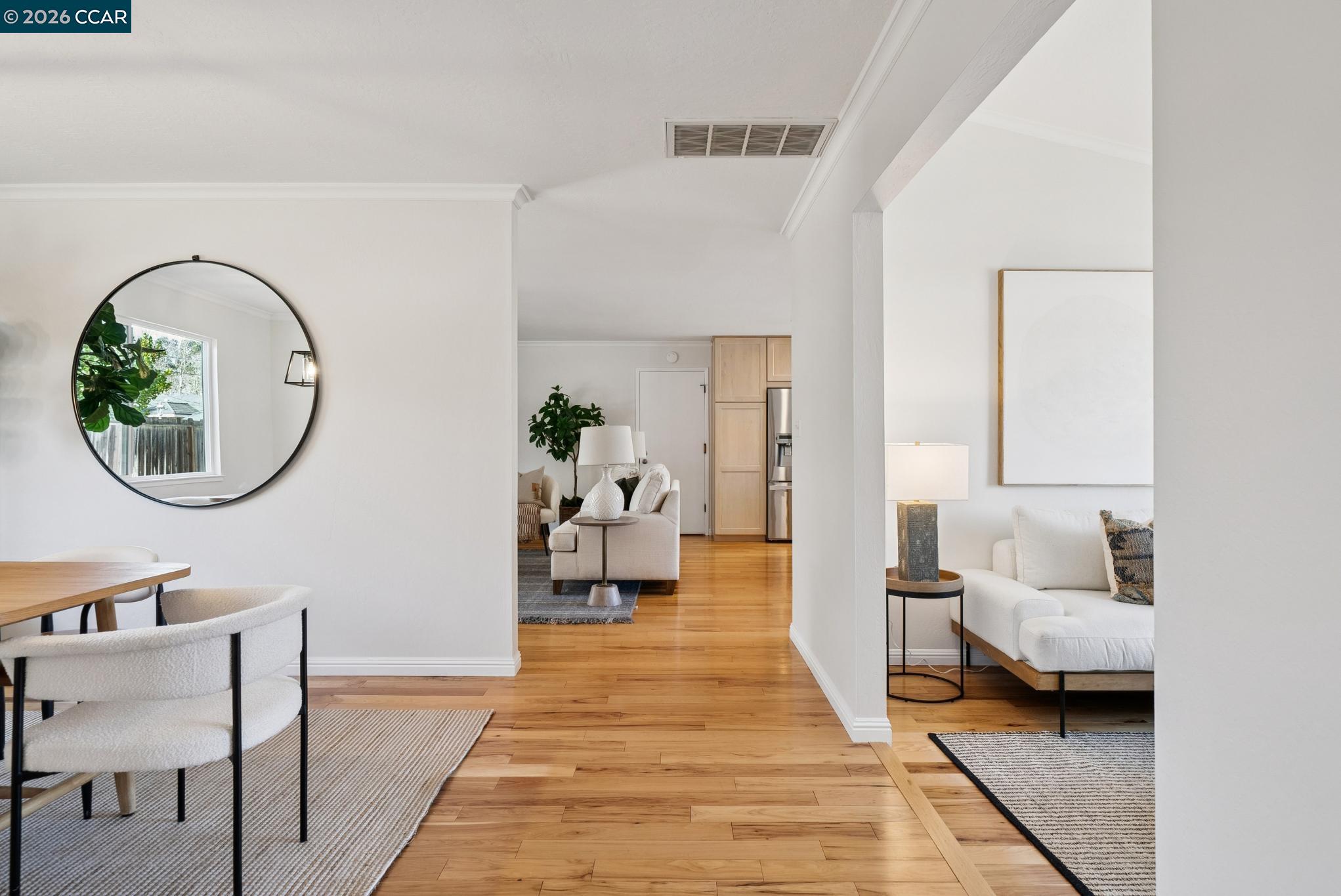 Detail Gallery Image 8 of 47 For 3770 Boxwood Ct, Concord,  CA 94519 - 4 Beds | 2 Baths