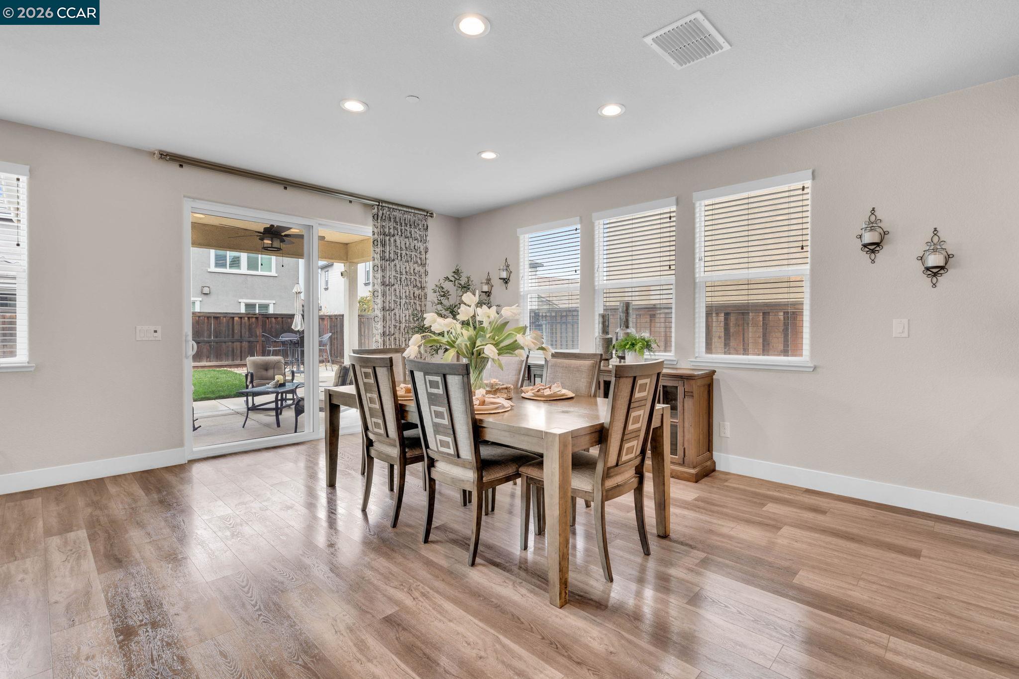 Detail Gallery Image 11 of 55 For 1881 Hartford Ct, Lathrop,  CA 95330 - 4 Beds | 3 Baths