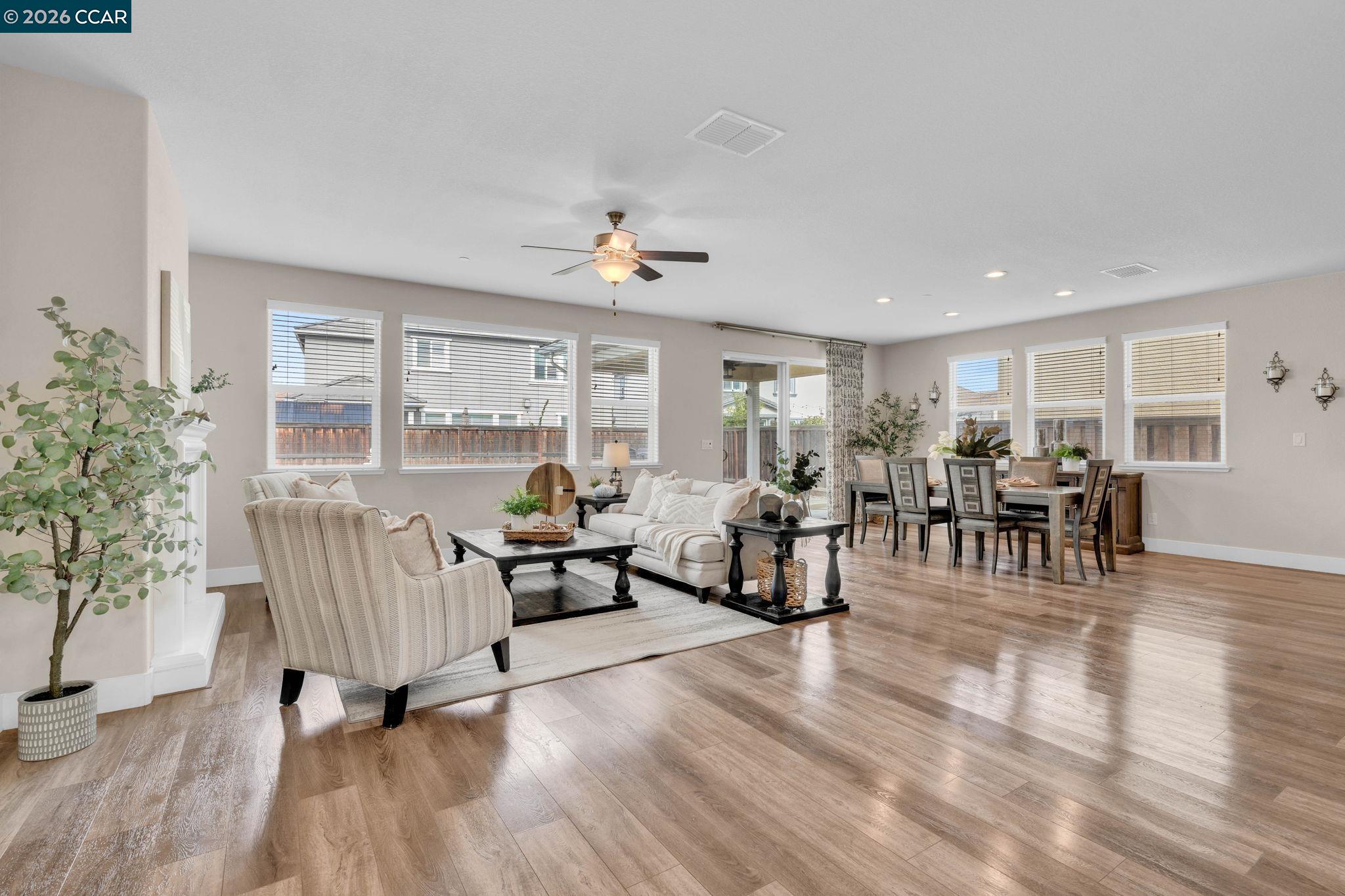 Detail Gallery Image 5 of 55 For 1881 Hartford Ct, Lathrop,  CA 95330 - 4 Beds | 3 Baths