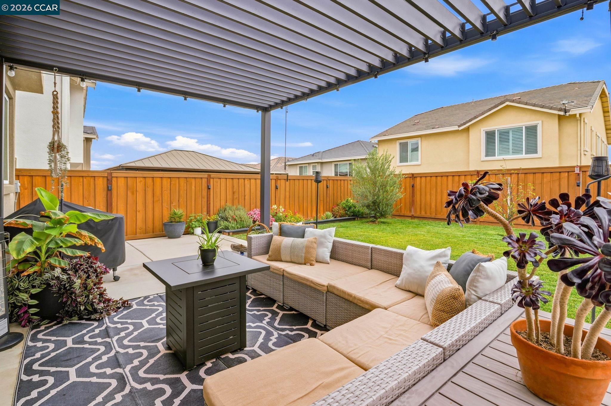 Detail Gallery Image 30 of 37 For 5227 Waterleaf Ln, Fairfield,  CA 94534 - 4 Beds | 2/1 Baths