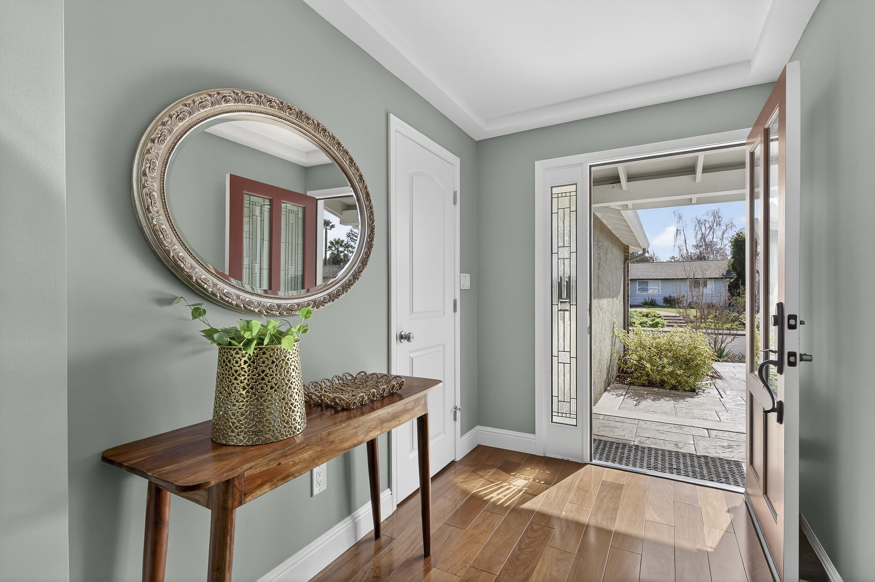 Detail Gallery Image 5 of 53 For 1625 Endriss Dr, Martinez,  CA 94553 - 4 Beds | 2 Baths