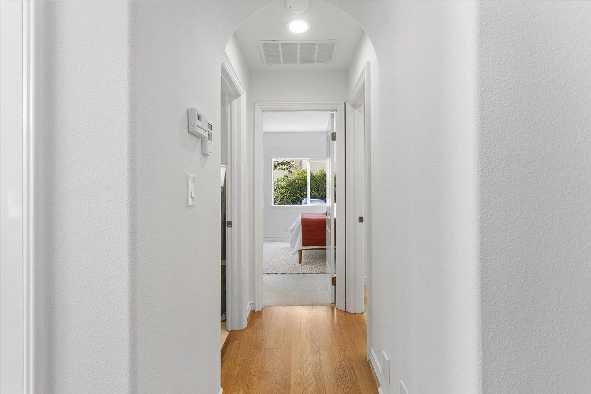 Detail Gallery Image 20 of 60 For 20946 Elbridge Ct, Castro Valley,  CA 94552 - 4 Beds | 3 Baths