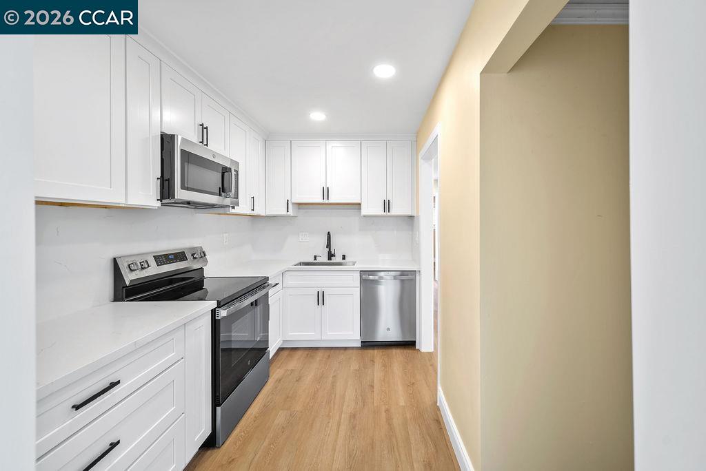 Photo #12: 41123087 Listing: Photo #12