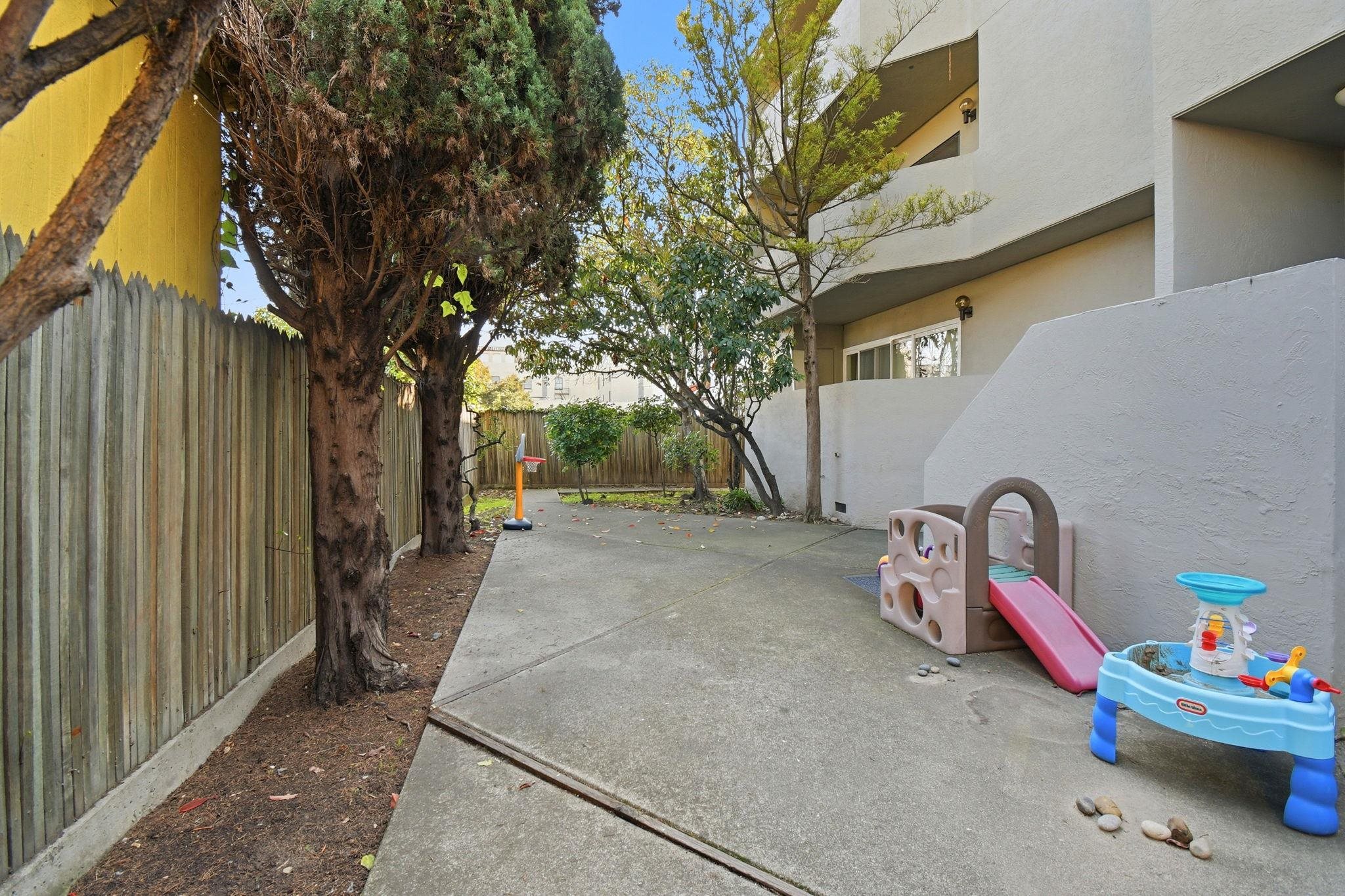 Photo #33: 41123088 Listing: Photo #33