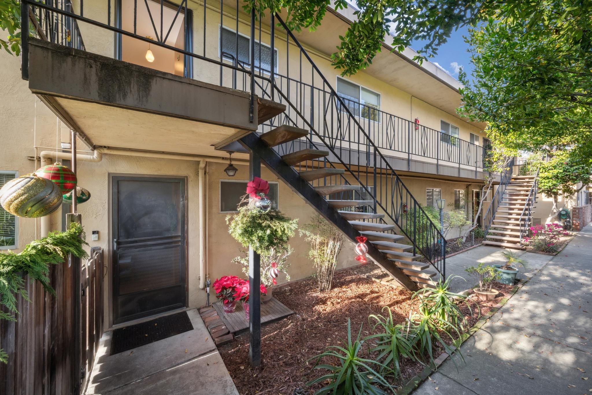 Detail Gallery Image 14 of 20 For 2118 Alameda Avenue, Alameda,  CA 94501 - – Beds | – Baths