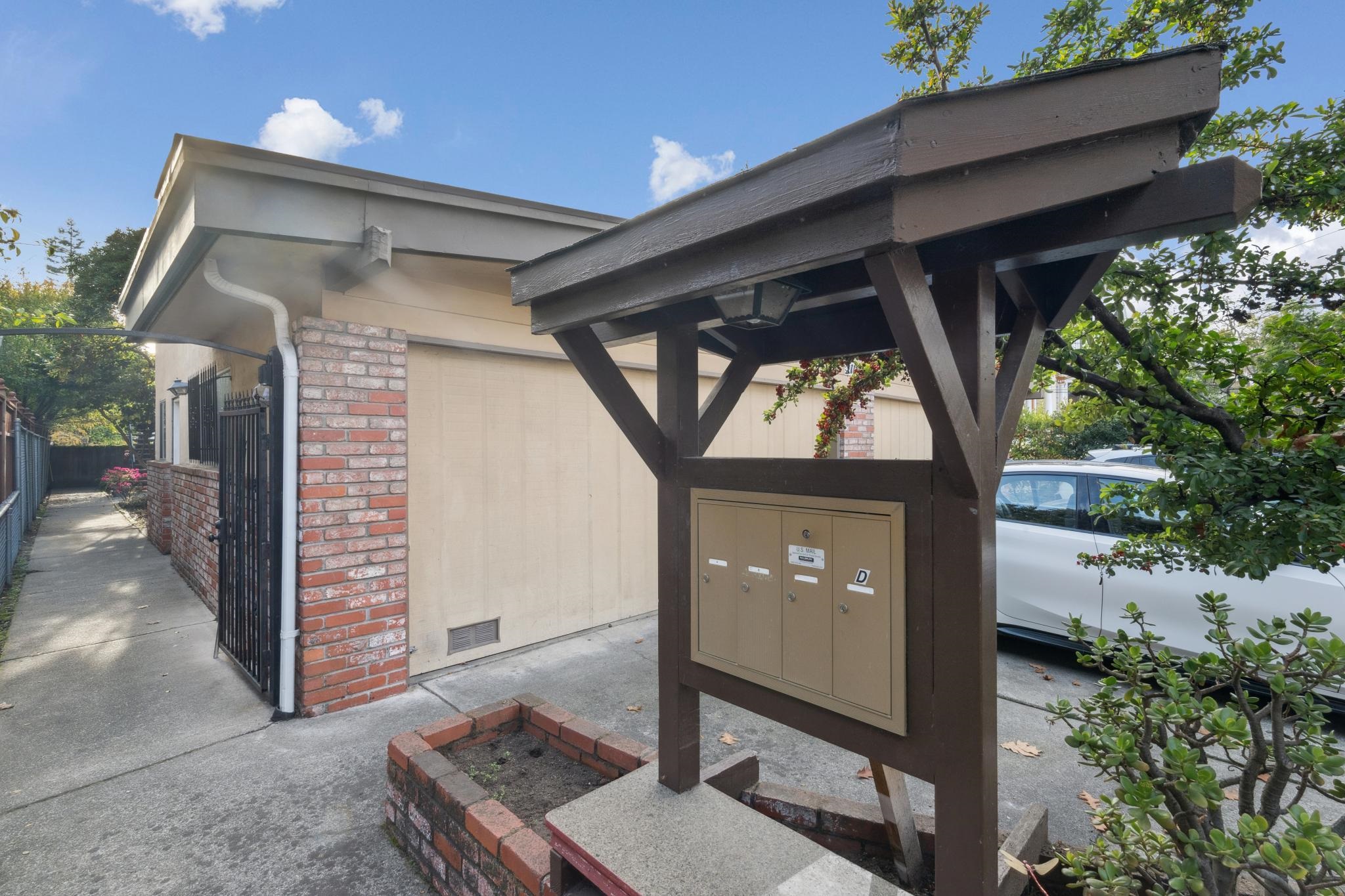 Detail Gallery Image 16 of 20 For 2118 Alameda Avenue, Alameda,  CA 94501 - – Beds | – Baths