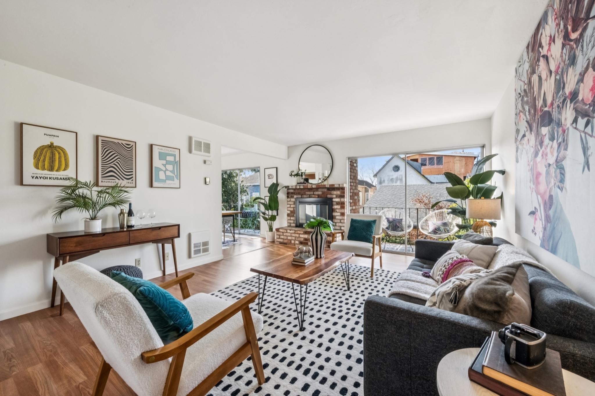 Detail Gallery Image 3 of 20 For 2118 Alameda Avenue, Alameda,  CA 94501 - – Beds | – Baths