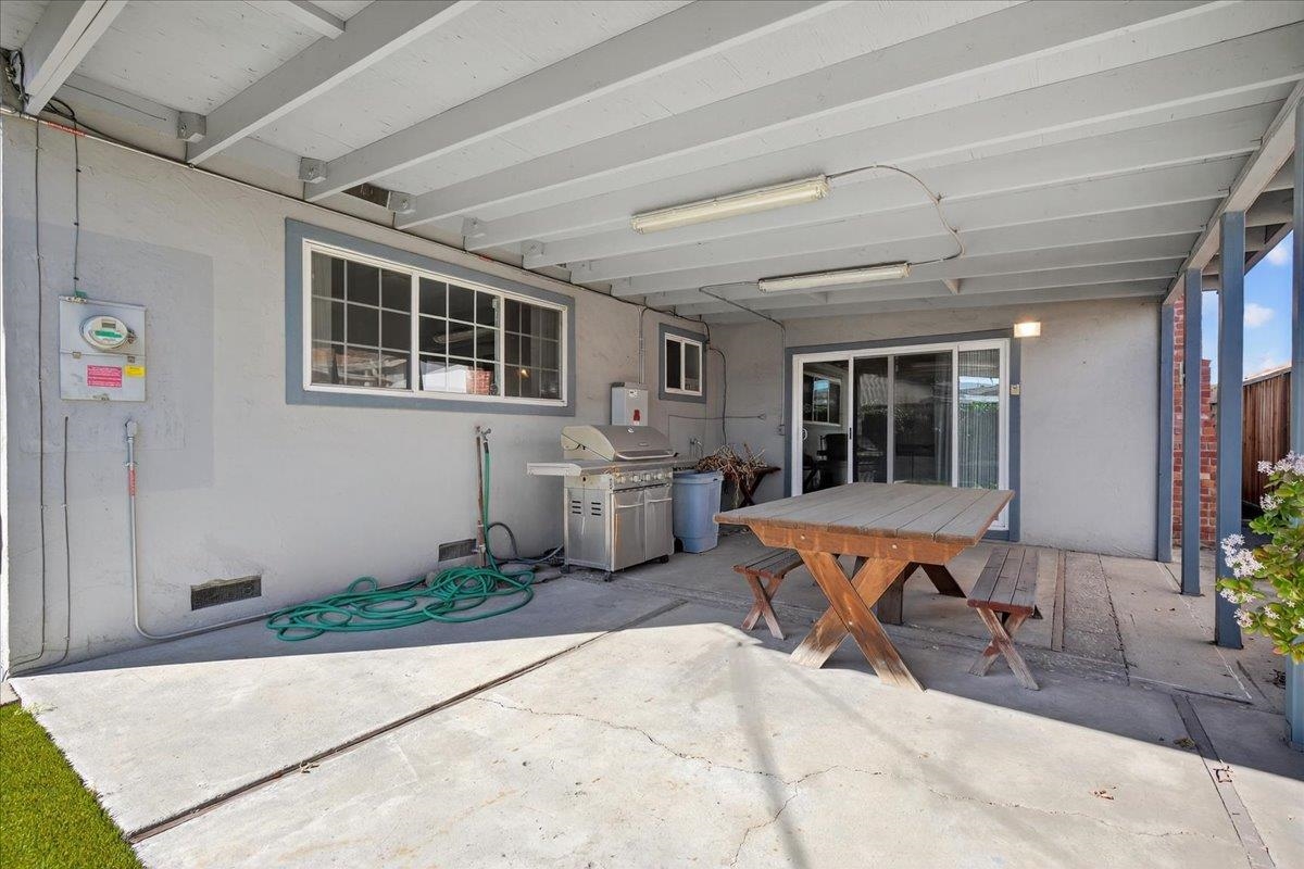 Detail Gallery Image 24 of 28 For 1948 Daytona Dr, San Jose,  CA 95122-1721 - 4 Beds | 2 Baths