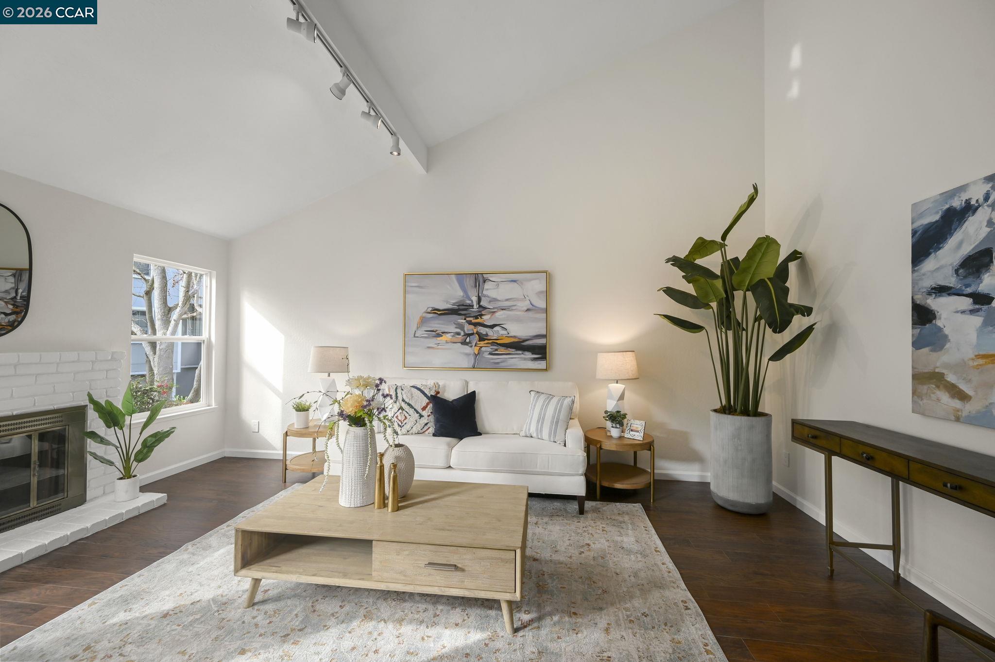 Photo #5: 41123091 Listing: Photo #5