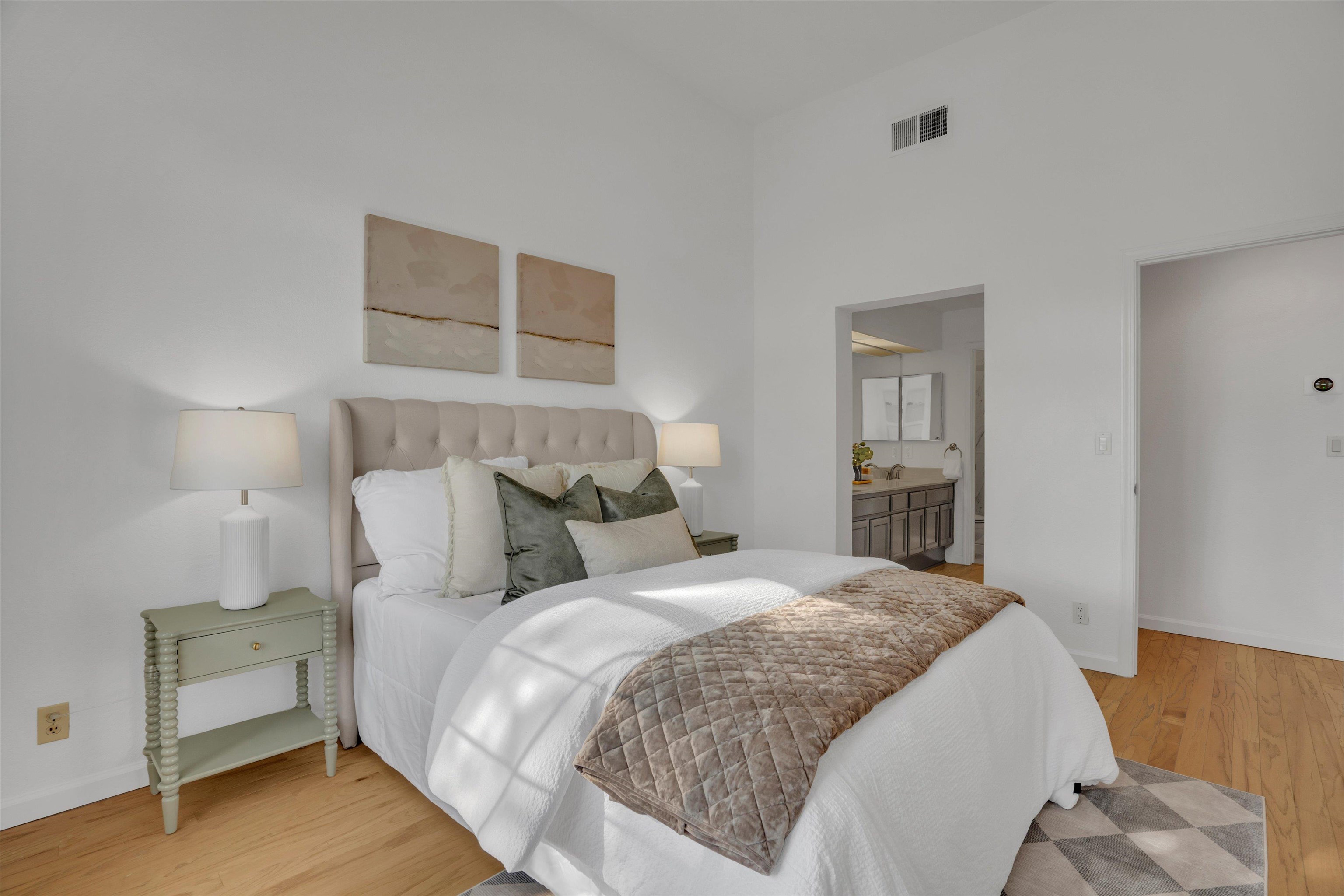 Photo #20: 41123093 Listing: Photo #20