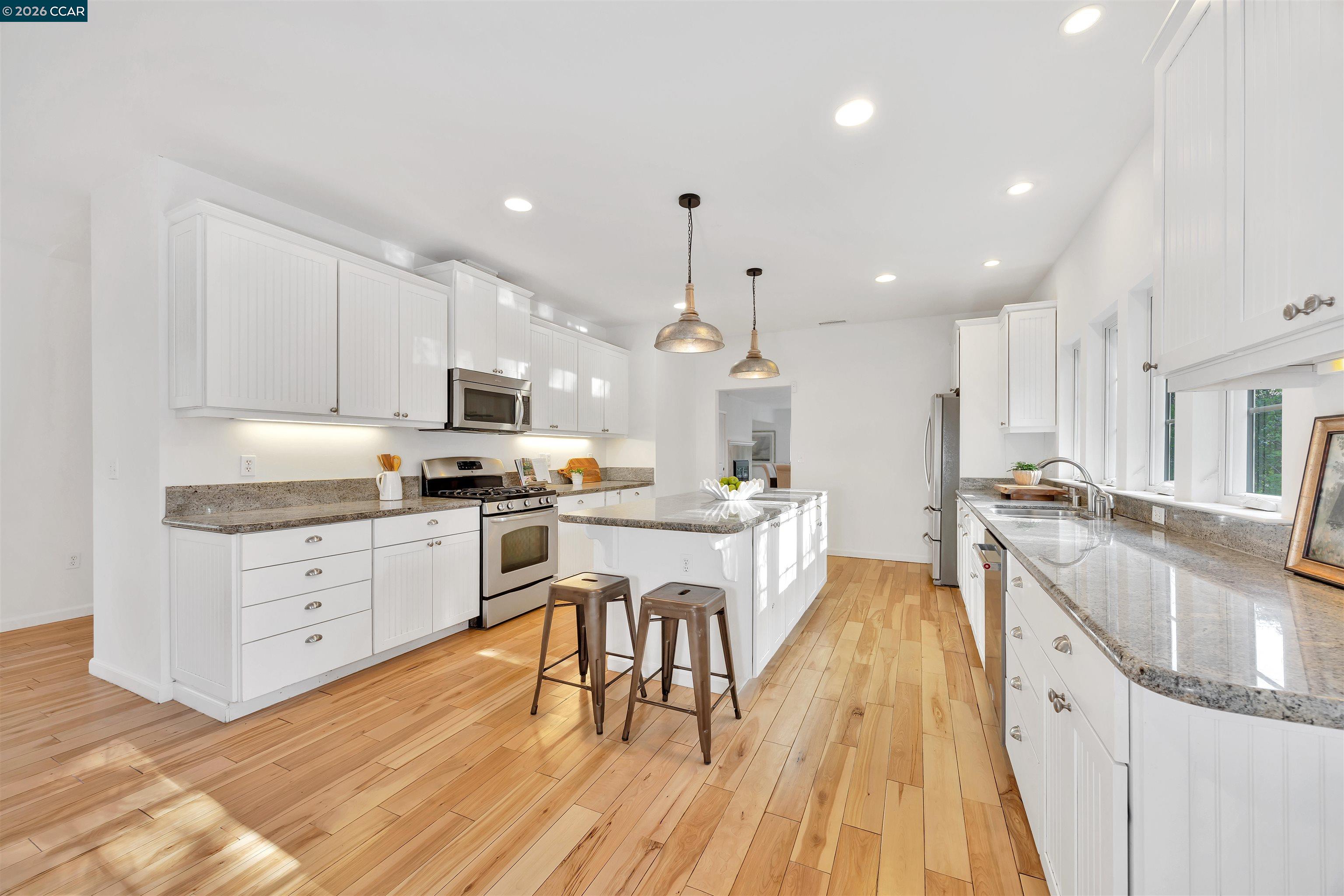 Detail Gallery Image 7 of 35 For 1847 Reliez Valley Rd, Lafayette,  CA 94549 - 4 Beds | 3/1 Baths