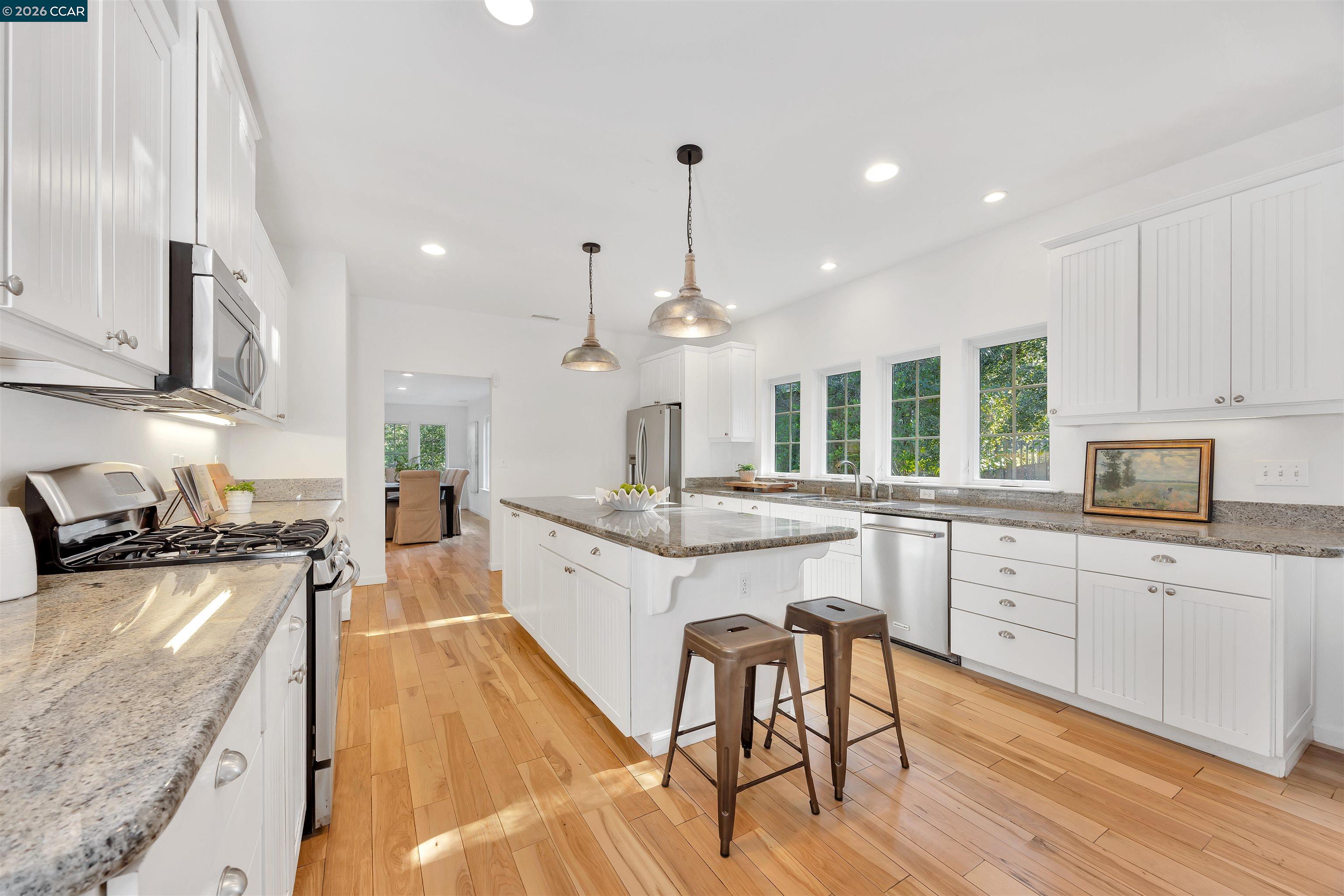 Detail Gallery Image 8 of 35 For 1847 Reliez Valley Rd, Lafayette,  CA 94549 - 4 Beds | 3/1 Baths