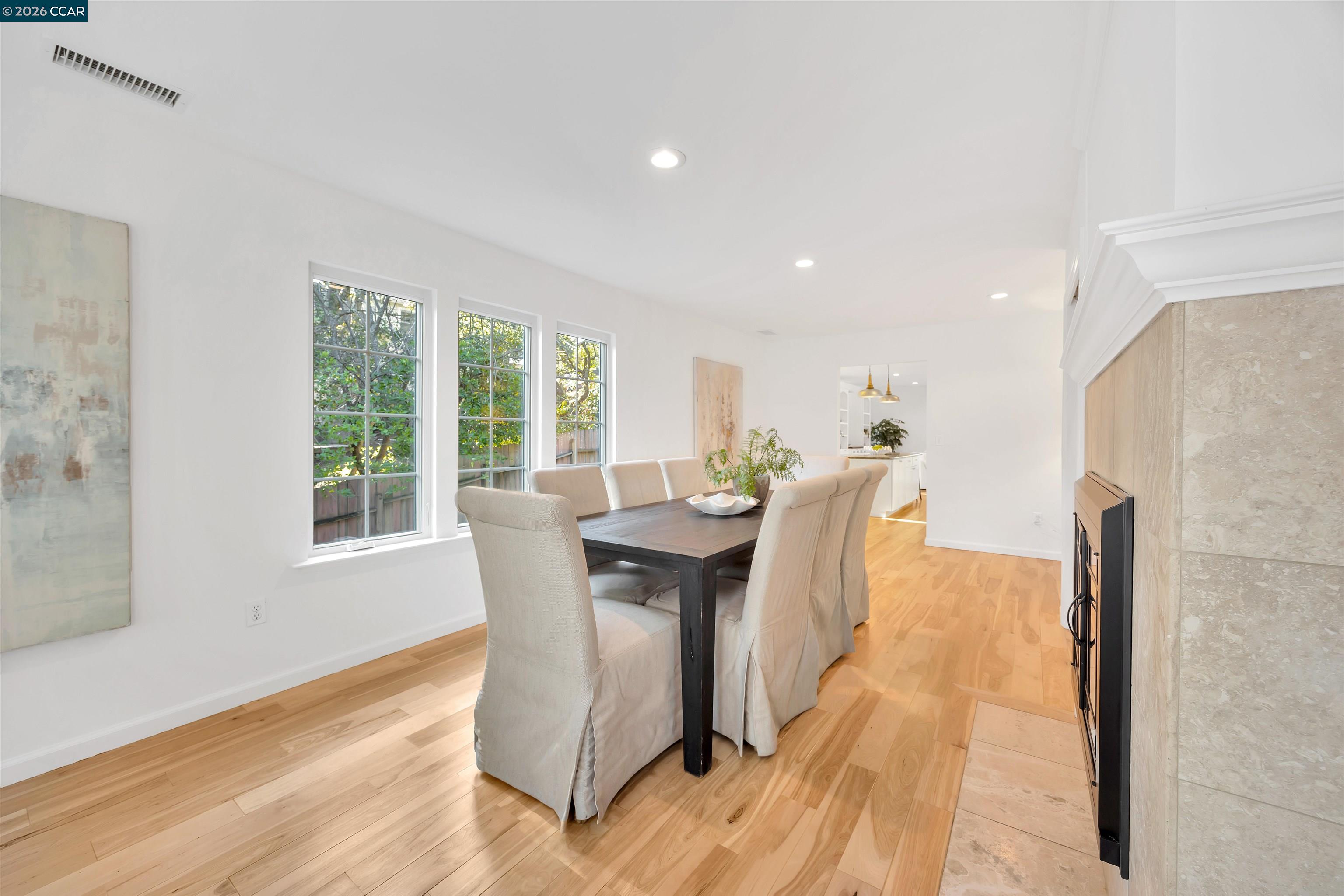 Detail Gallery Image 9 of 35 For 1847 Reliez Valley Rd, Lafayette,  CA 94549 - 4 Beds | 3/1 Baths