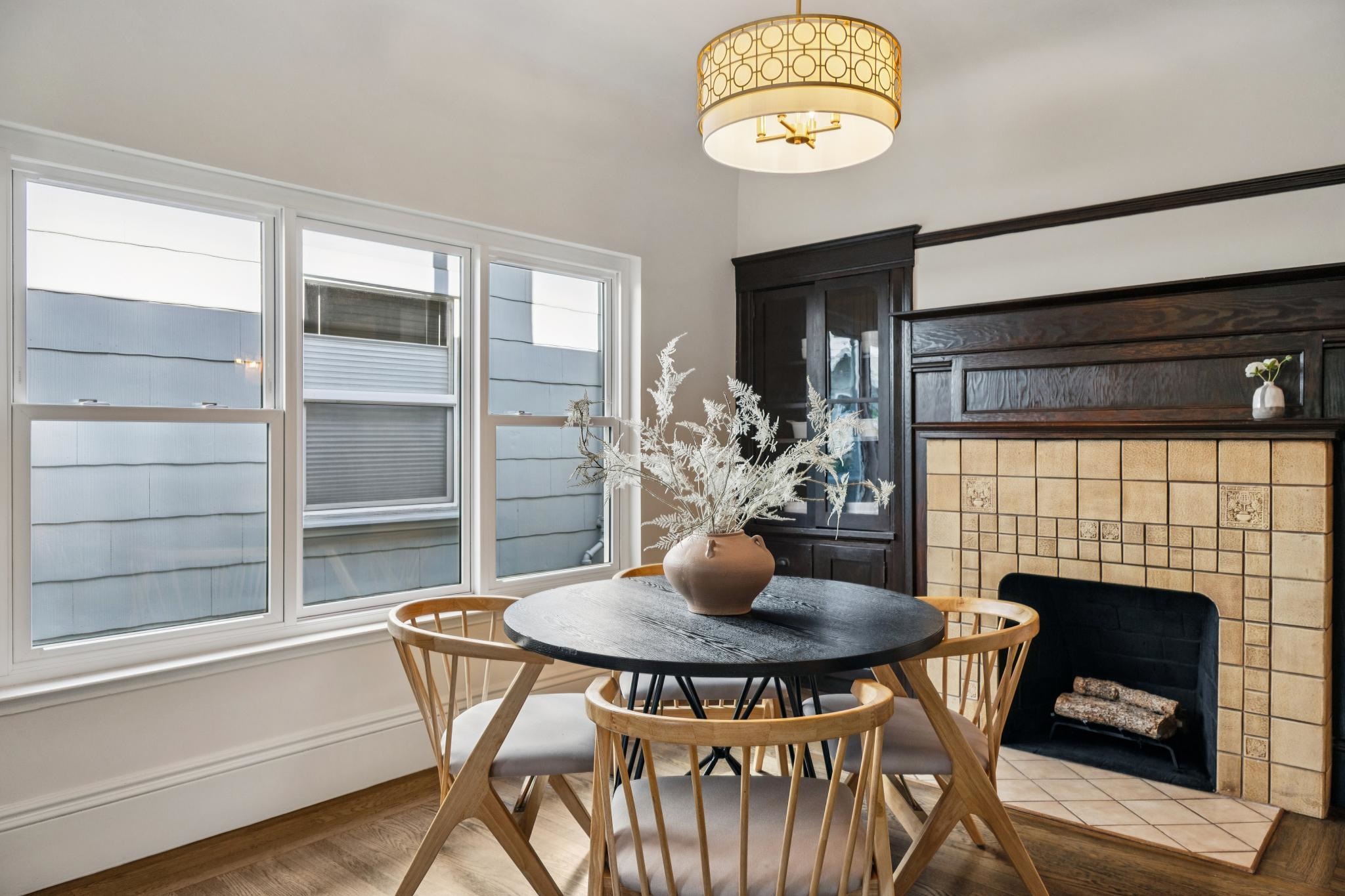 Detail Gallery Image 11 of 35 For 5216 Market St, Oakland,  CA 94608 - 2 Beds | 1/1 Baths