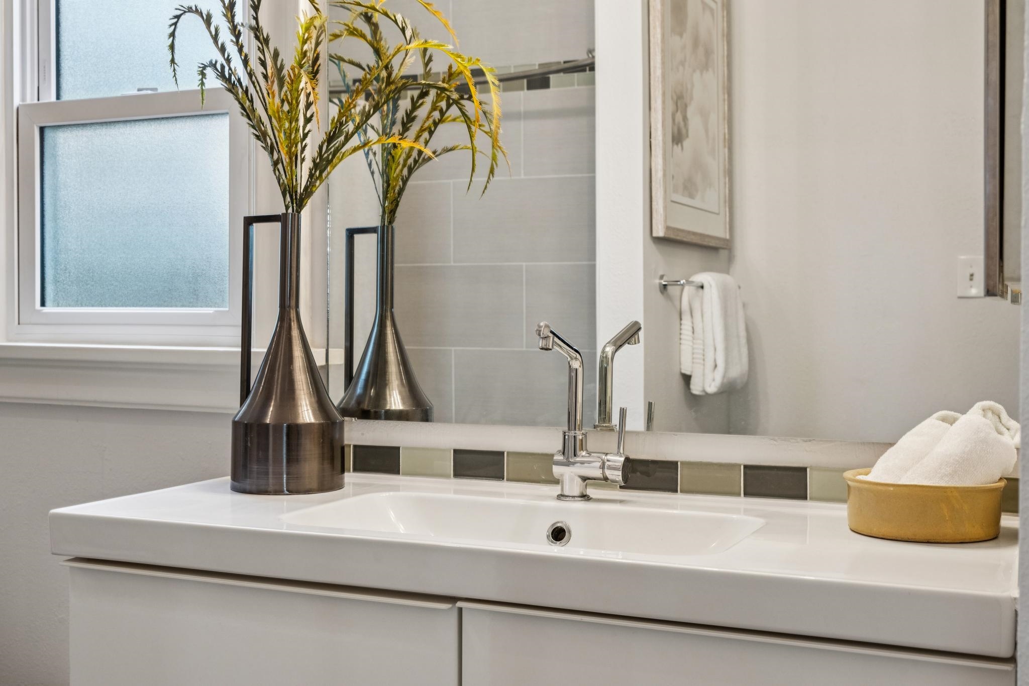 Detail Gallery Image 25 of 35 For 5216 Market St, Oakland,  CA 94608 - 2 Beds | 1/1 Baths