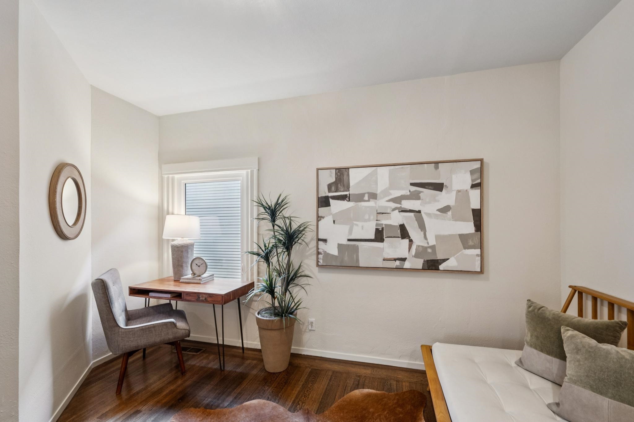 Detail Gallery Image 28 of 35 For 5216 Market St, Oakland,  CA 94608 - 2 Beds | 1/1 Baths