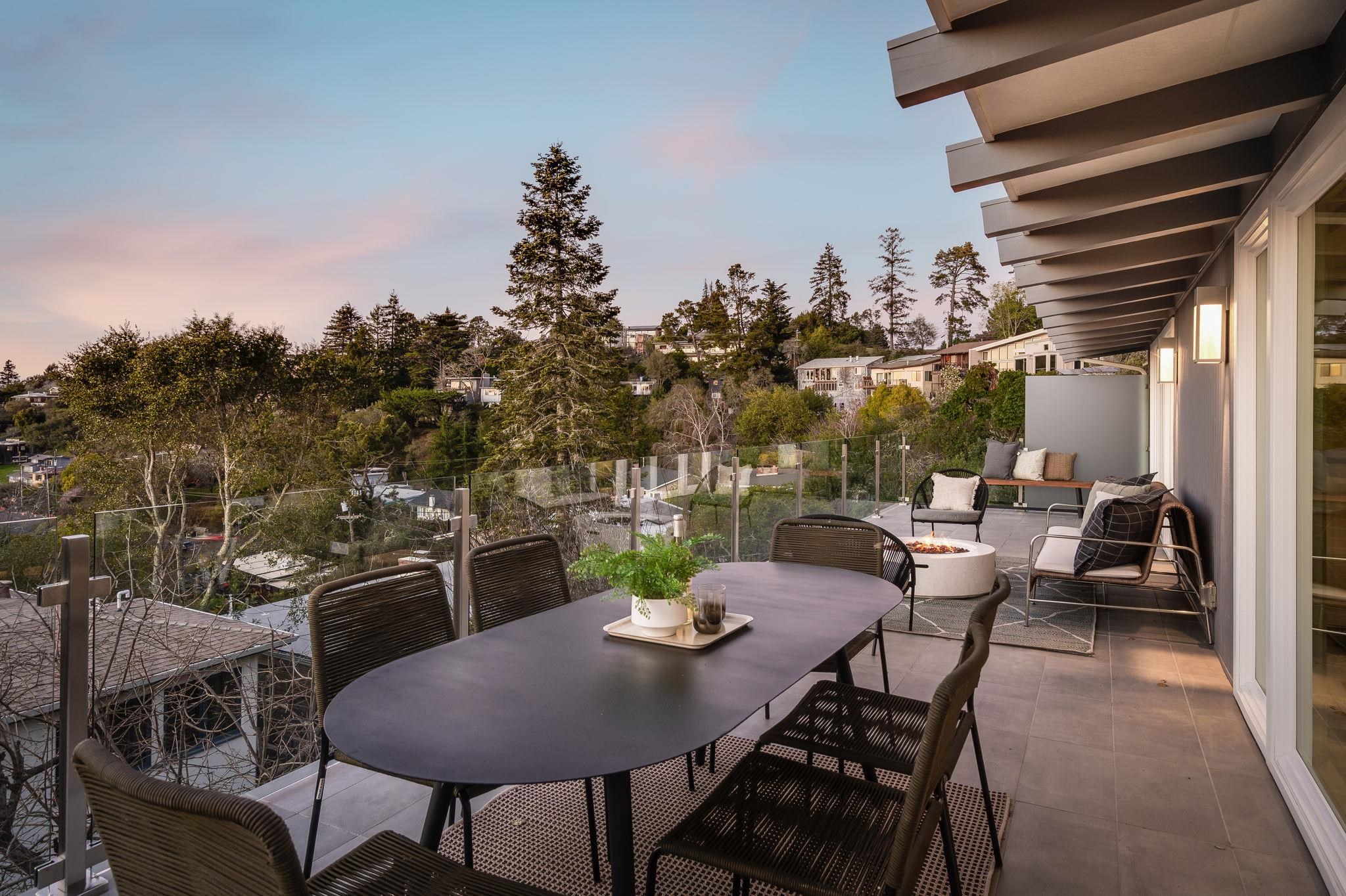 Detail Gallery Image 43 of 59 For 1468 Summit Rd, Berkeley,  CA 94708 - 4 Beds | 3 Baths