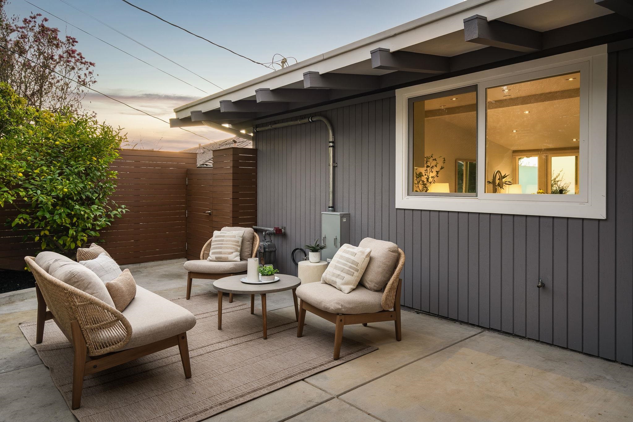 Detail Gallery Image 49 of 59 For 1468 Summit Rd, Berkeley,  CA 94708 - 4 Beds | 3 Baths