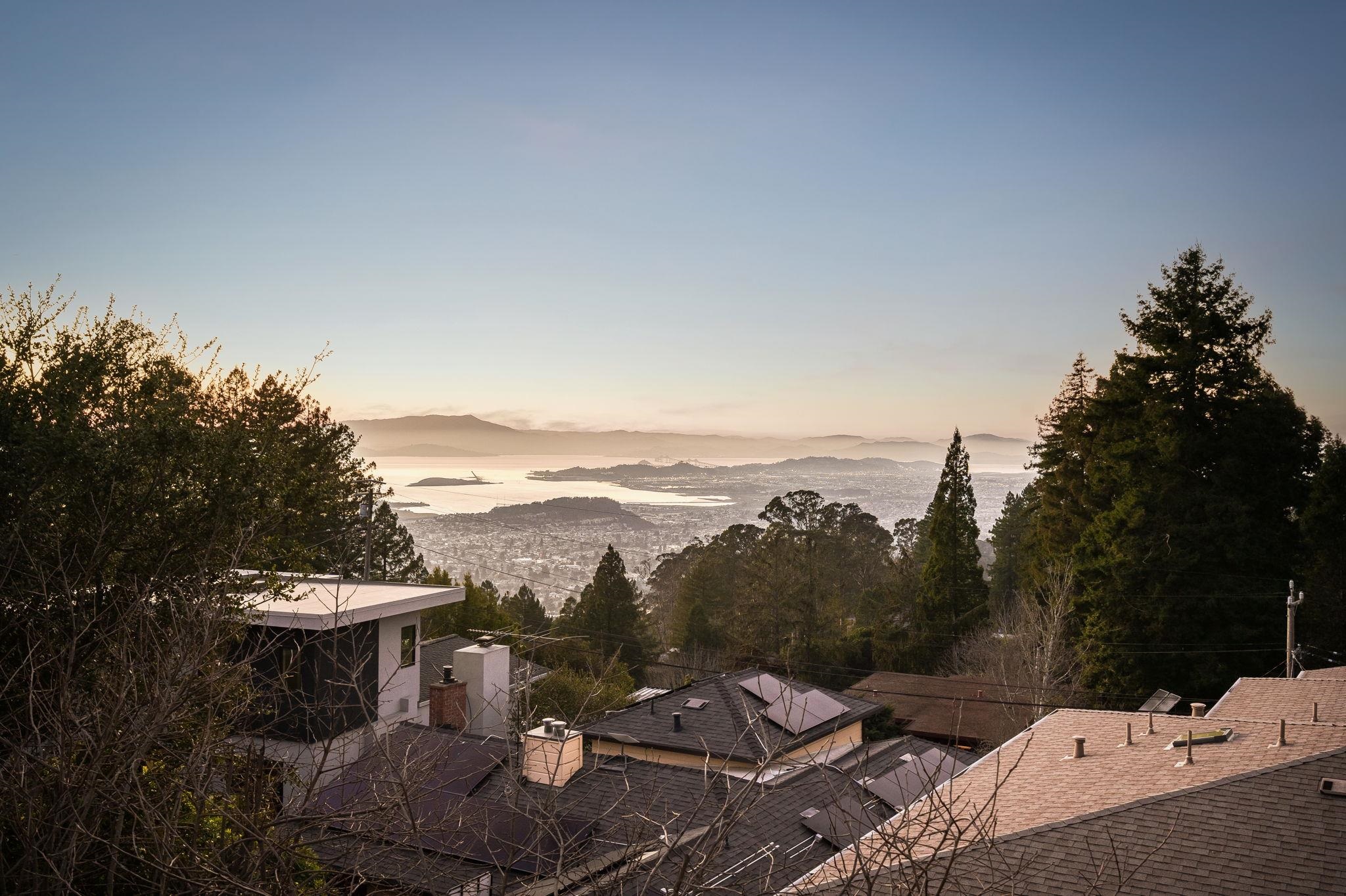 Detail Gallery Image 55 of 59 For 1468 Summit Rd, Berkeley,  CA 94708 - 4 Beds | 3 Baths