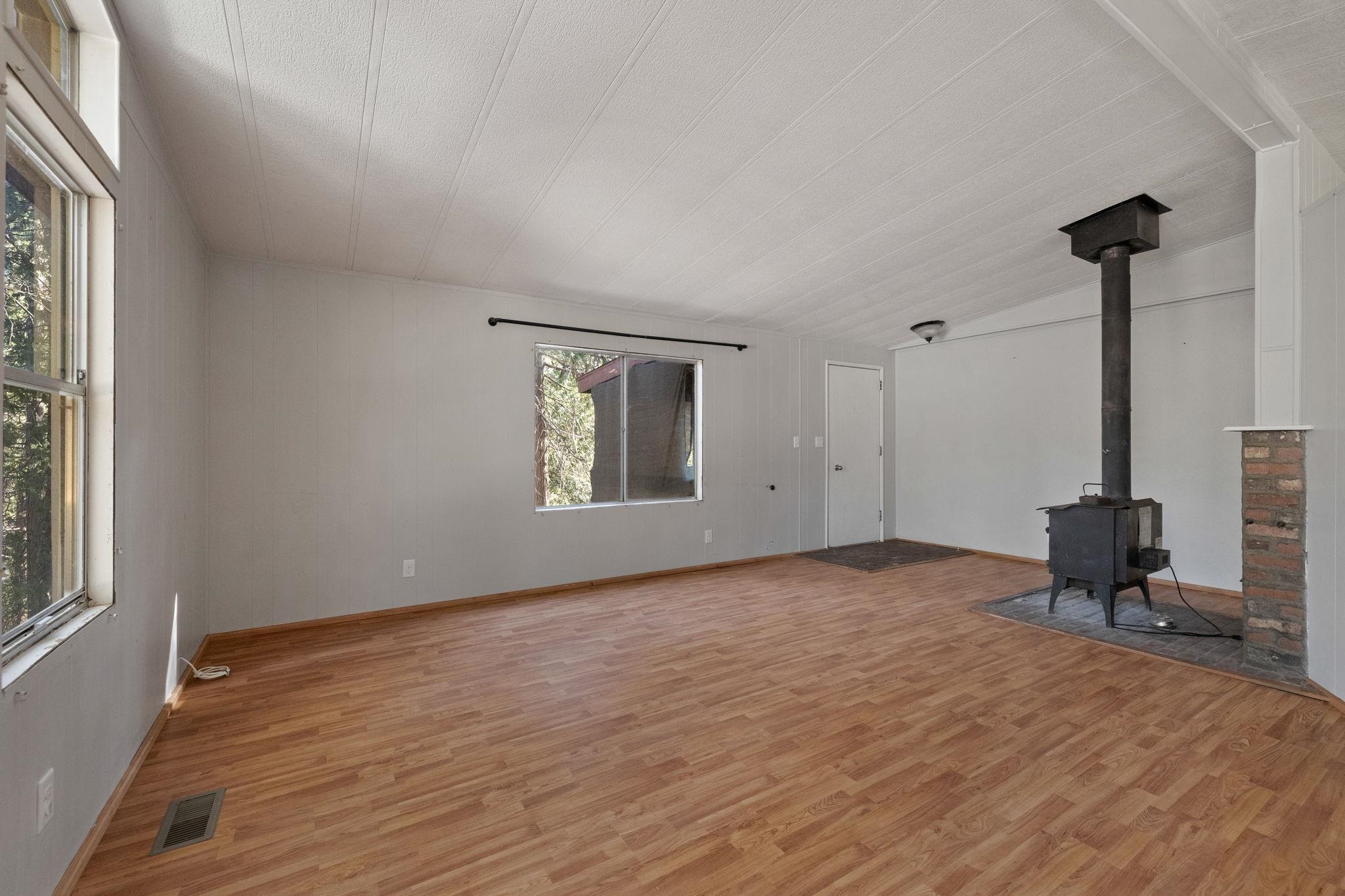 Detail Gallery Image 44 of 60 For 22987 Lazy Z Ln, Sonora,  CA 95370 - 3 Beds | 2/1 Baths