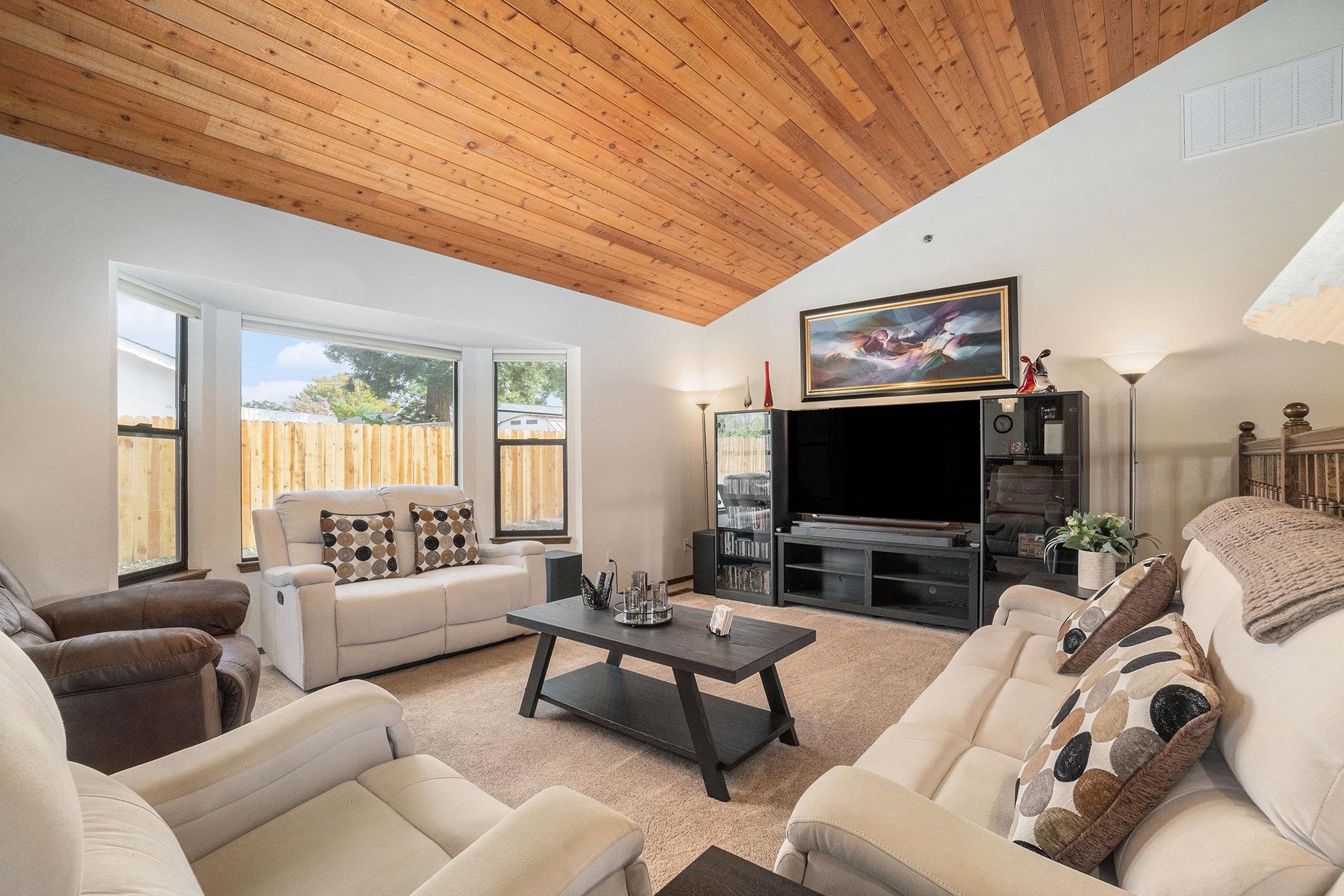 Detail Gallery Image 5 of 32 For 3622 Delancey Ln, Concord,  CA 94519 - 3 Beds | 3 Baths