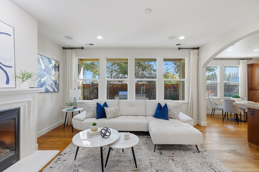 Detail Gallery Image 17 of 56 For 4478 English Rose Cmn, Fremont,  CA 94538 - 4 Beds | 3 Baths