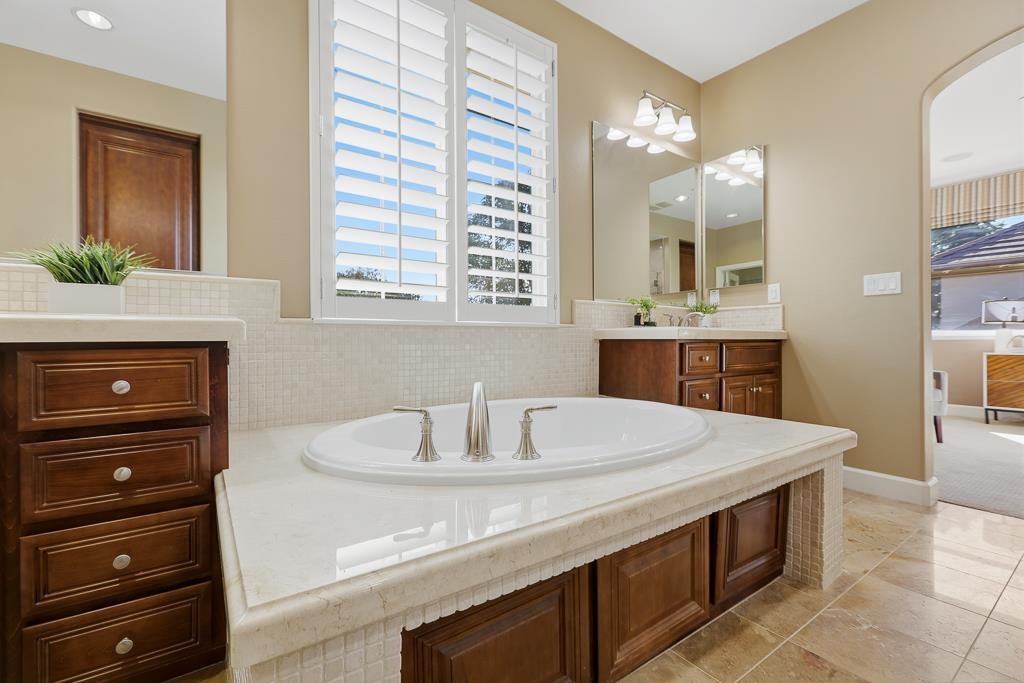 Detail Gallery Image 32 of 56 For 4478 English Rose Cmn, Fremont,  CA 94538 - 4 Beds | 3 Baths