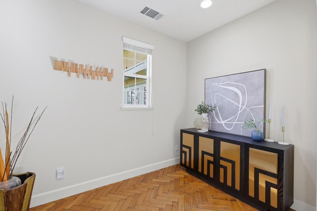 Detail Gallery Image 6 of 56 For 4478 English Rose Cmn, Fremont,  CA 94538 - 4 Beds | 3 Baths