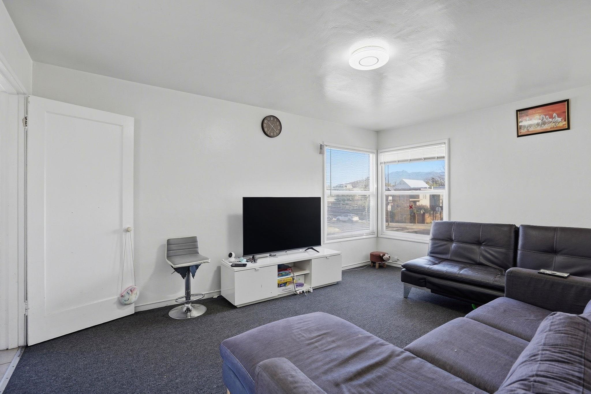 Detail Gallery Image 7 of 21 For 3224 Sacramento St., Berkeley,  CA 94702 - – Beds | – Baths