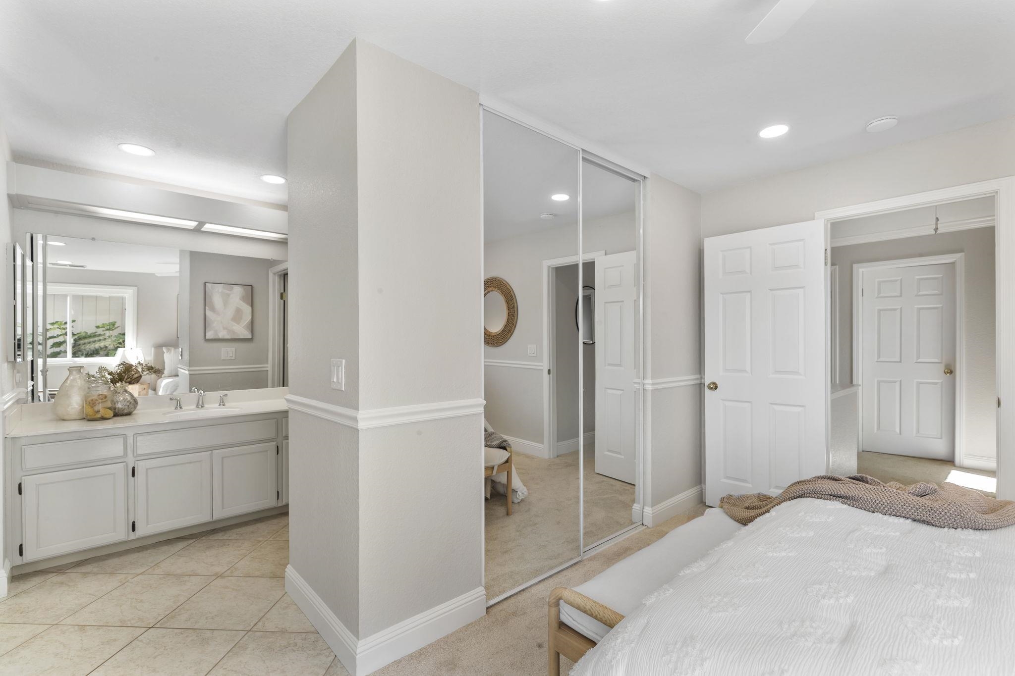 Detail Gallery Image 11 of 25 For 215 Mavis Dr, Pleasanton,  CA 94566 - 3 Beds | 2/1 Baths