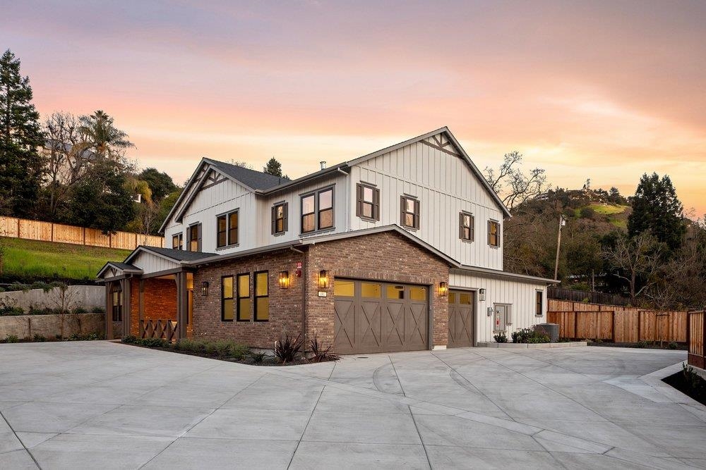 180 Castle Hill Ranch Rd