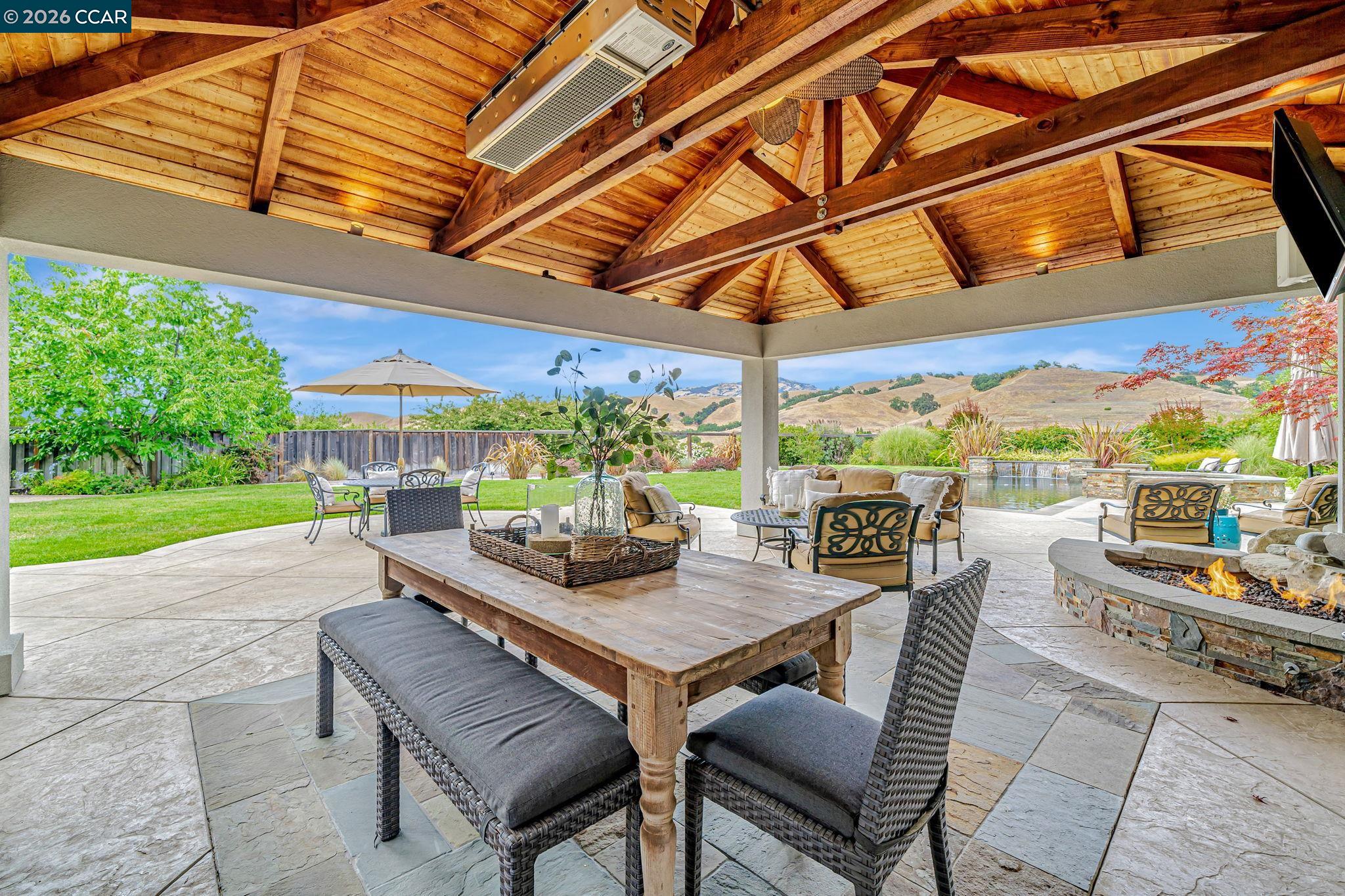 Detail Gallery Image 12 of 60 For 120 Tamarind Ln, Danville,  CA 94526 - 6 Beds | 6/1 Baths