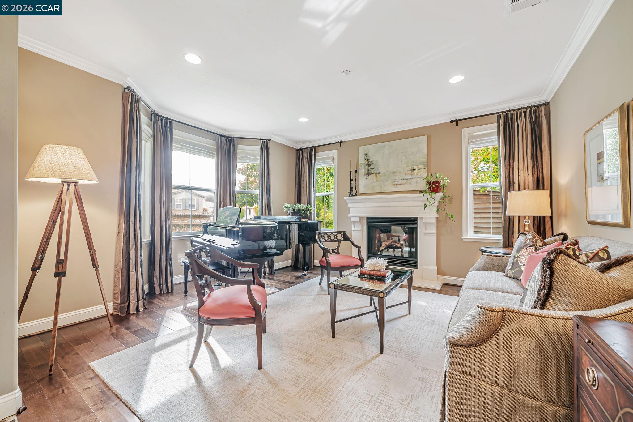 Detail Gallery Image 18 of 60 For 120 Tamarind Ln, Danville,  CA 94526 - 6 Beds | 6/1 Baths